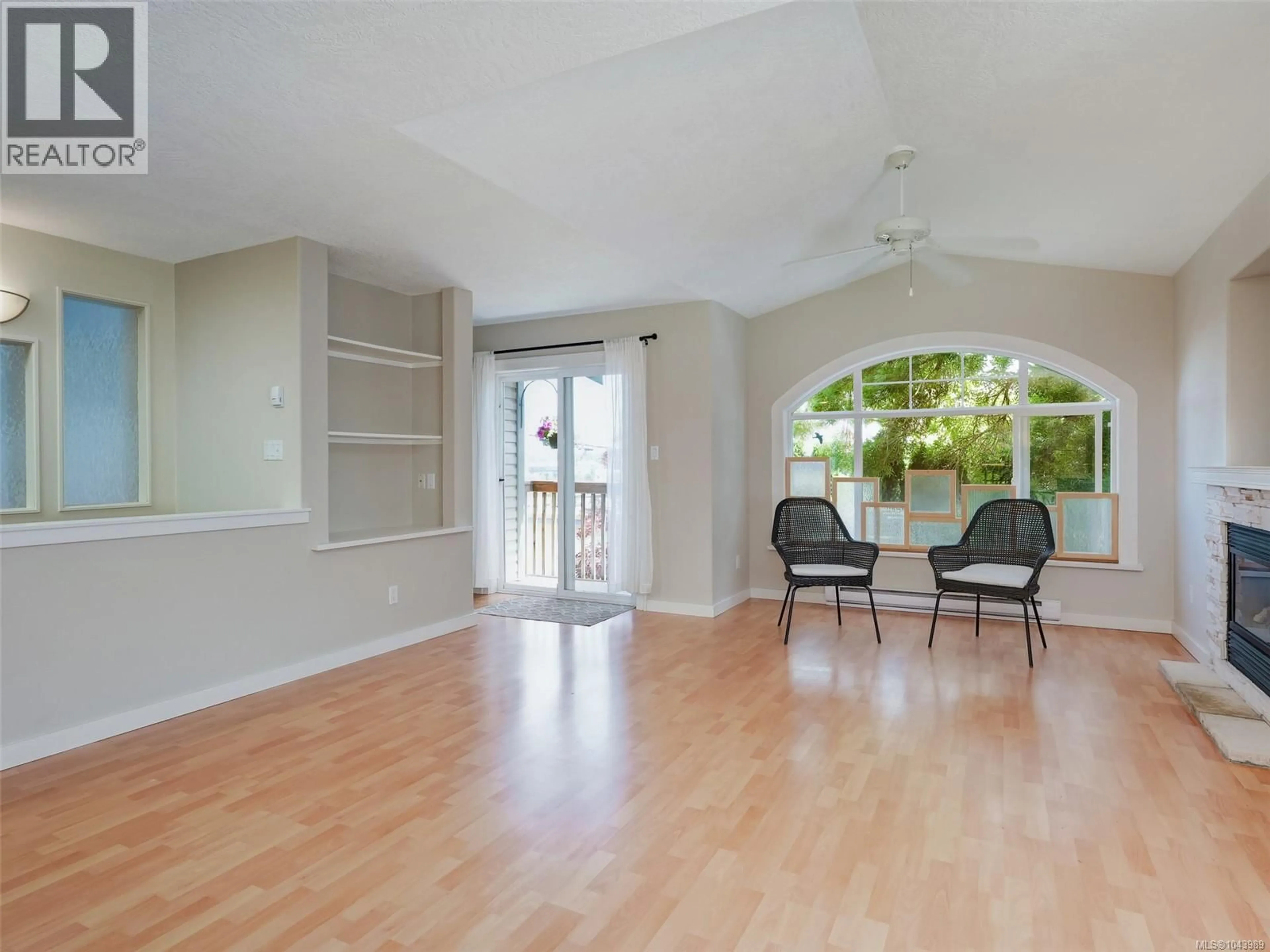 Unknown for 1040 ALSTON STREET, Victoria British Columbia V9A7P6