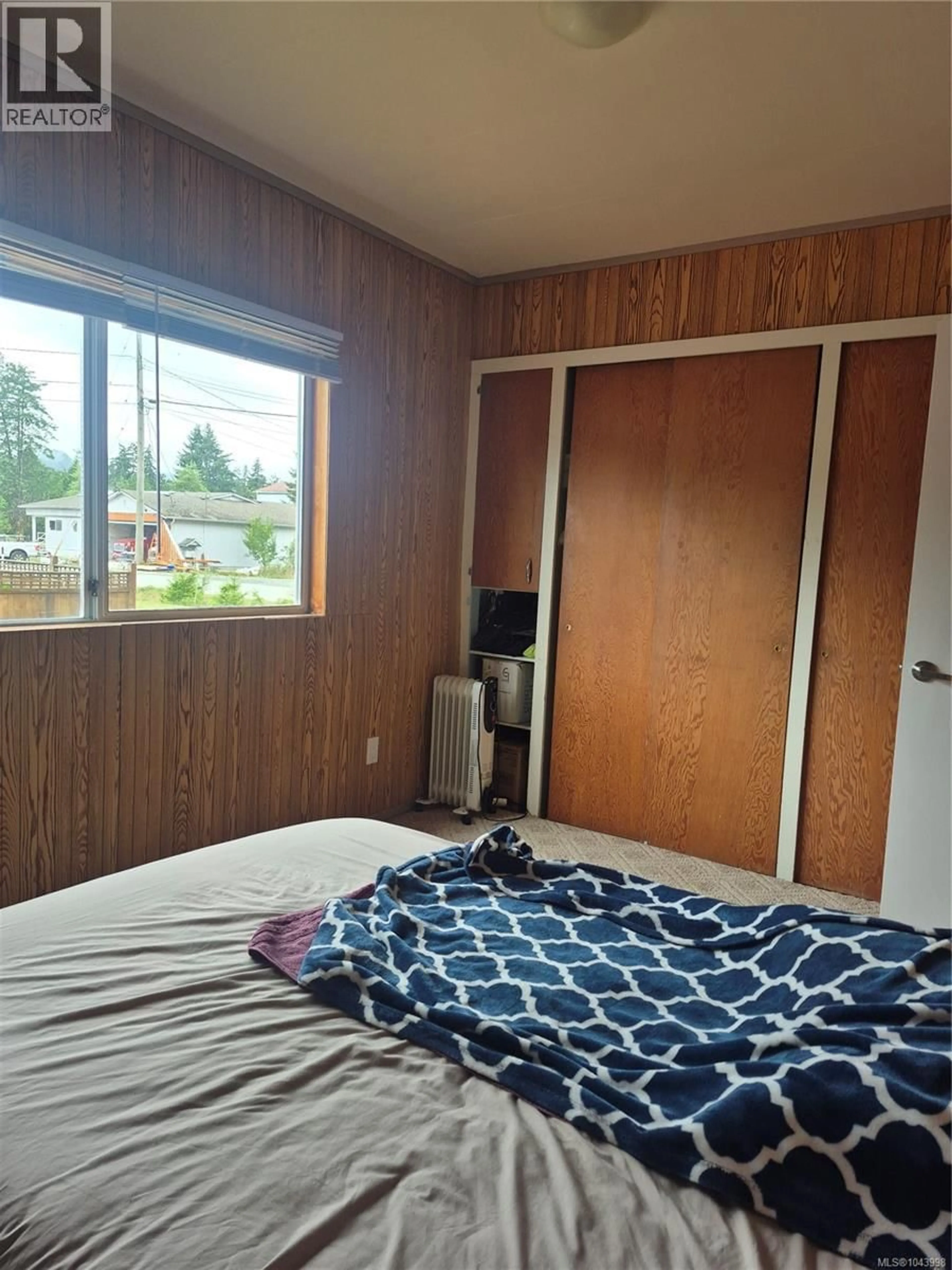 A pic of a room for 46 PINDER AVENUE, Woss British Columbia V0N3P0