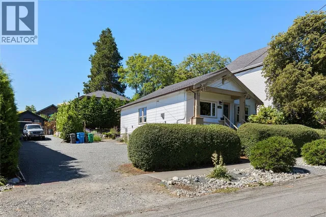 643 KENNEDY STREET, Nanaimo 3