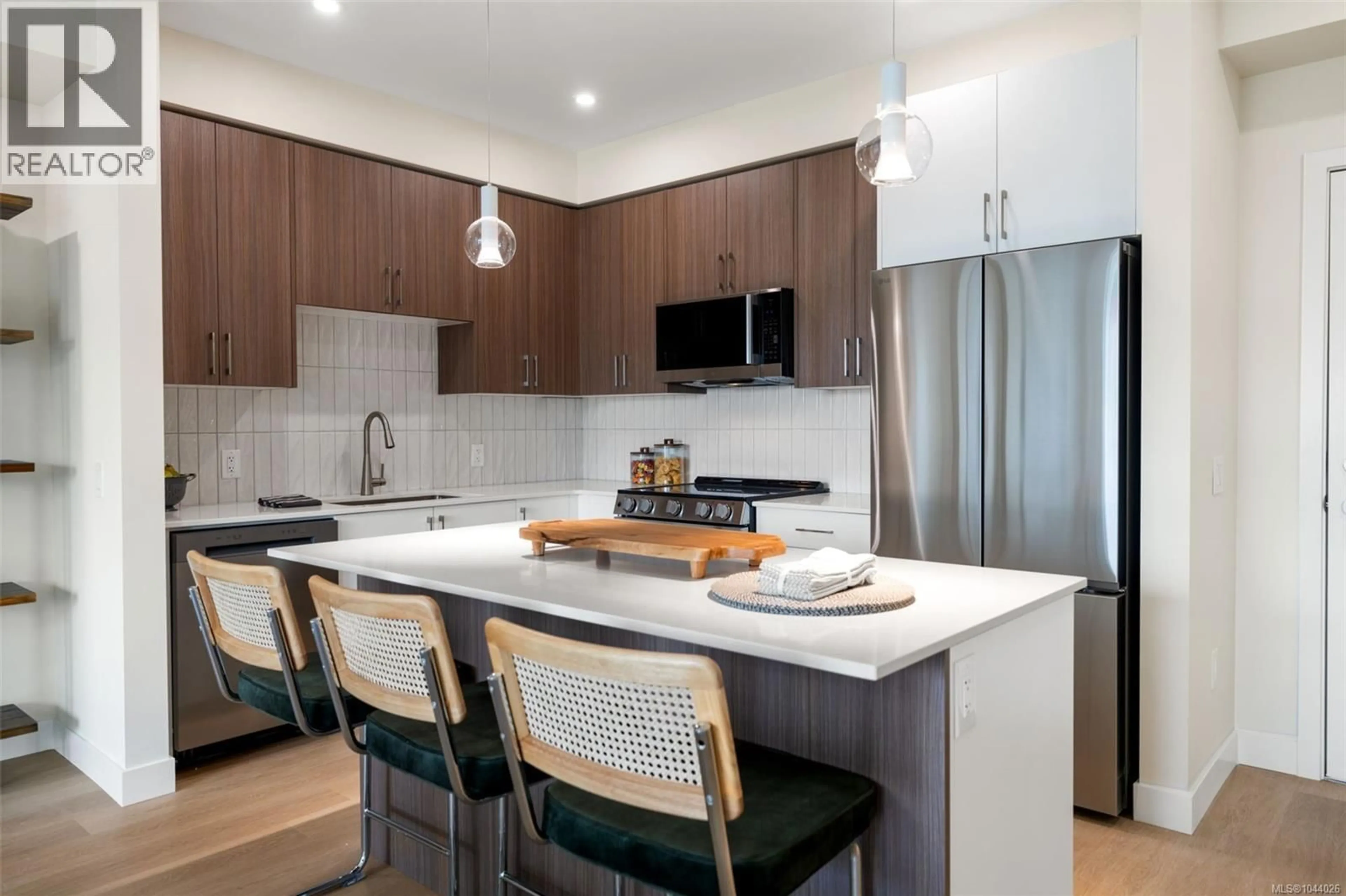 Open concept kitchen, unknown for 508 - 777 STATION AVENUE, Langford British Columbia V9B7K5