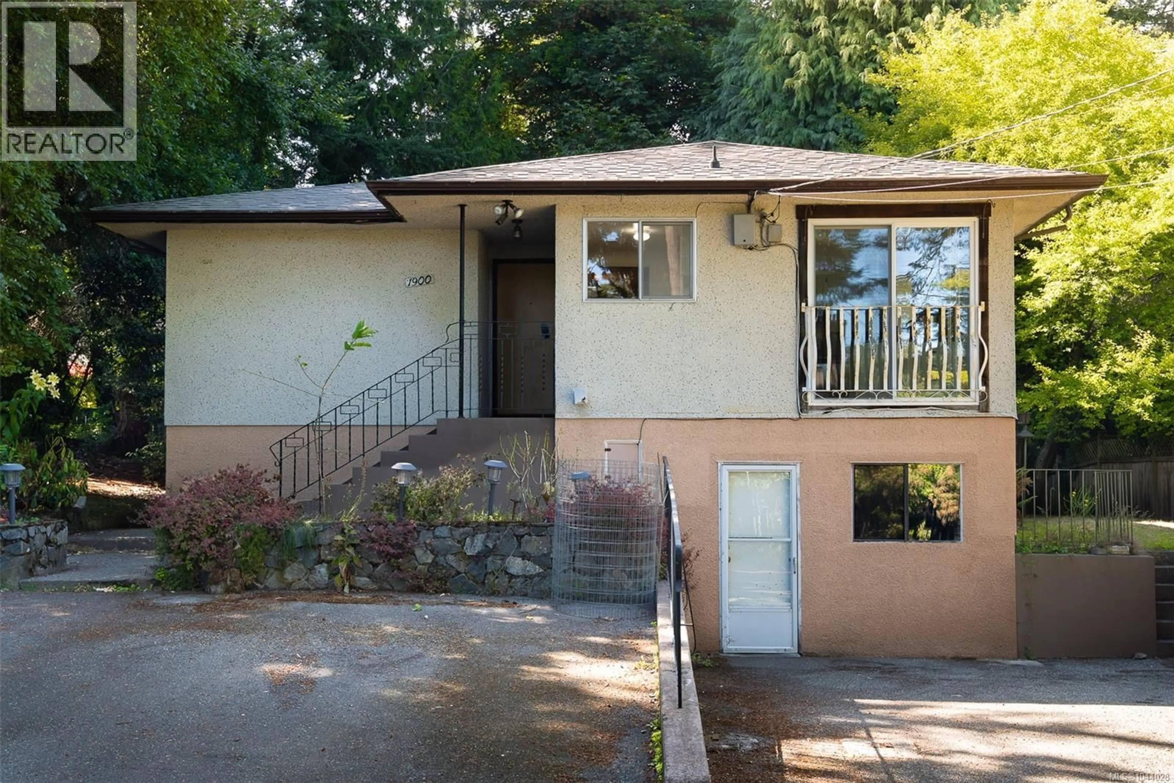 Unknown for 1900 LEYNS ROAD, Saanich British Columbia V8N2Z8
