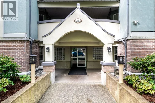 202 - 2710 GROSVENOR ROAD, Victoria 3