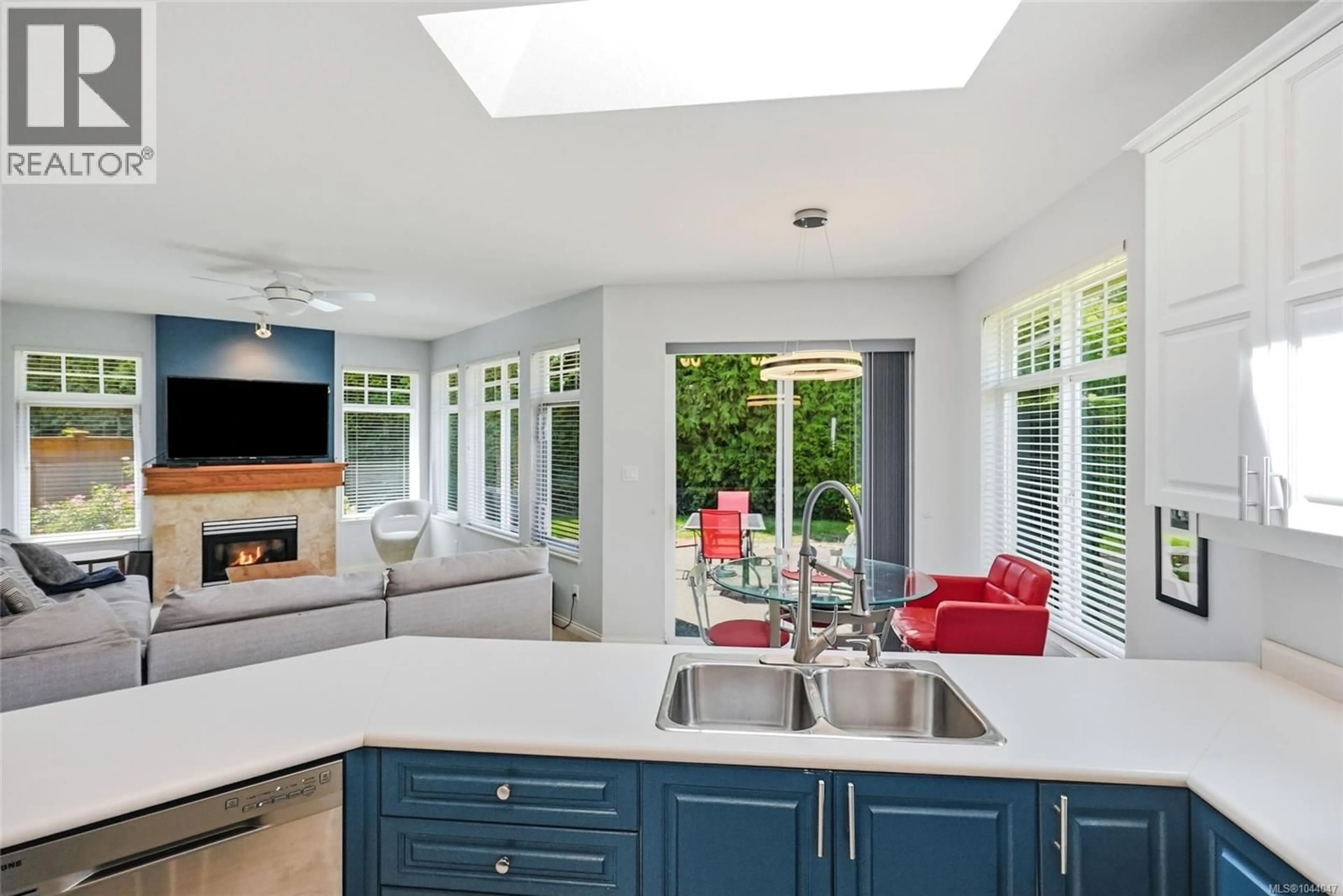 Open concept kitchen, ceramic/tile floor for 1336 GABRIOLA DRIVE, Parksville British Columbia V9P2X8