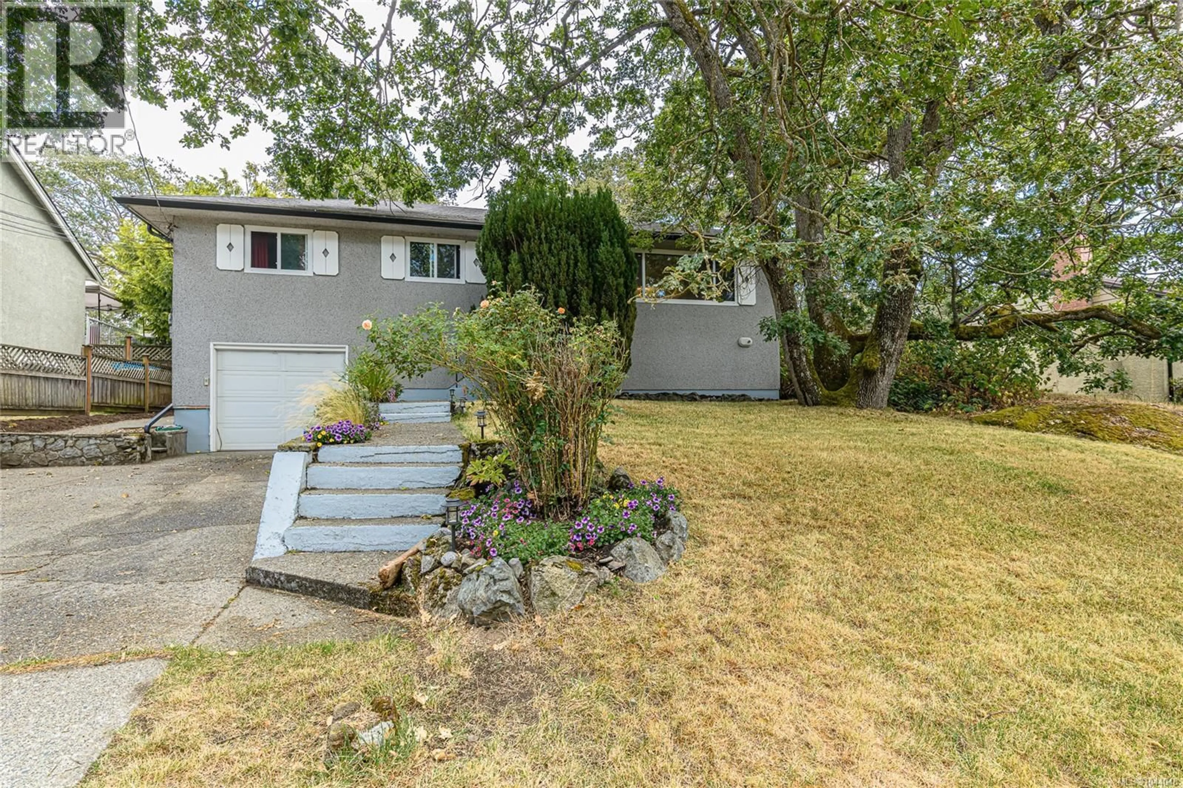Unknown for 2975 HARRIET ROAD, Victoria British Columbia V9A1T2