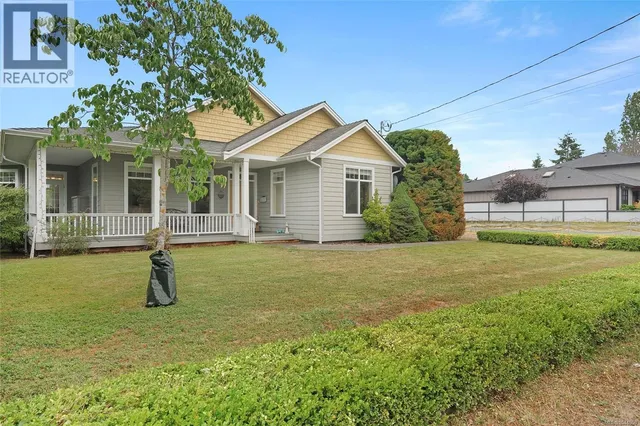 810 REID ROAD, French Creek 3