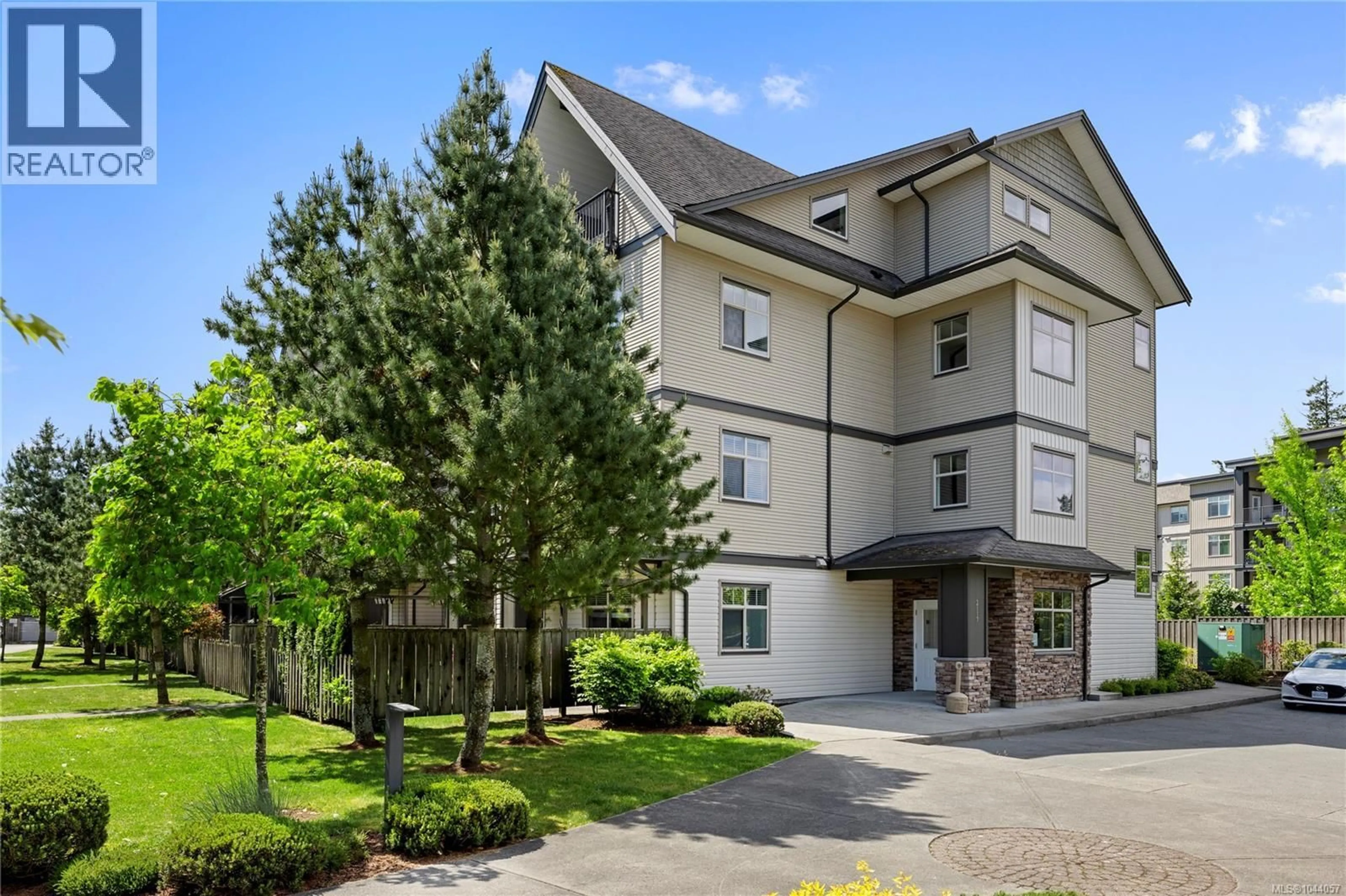 Patio, unknown for 204 - 2117 MEREDITH ROAD, Nanaimo British Columbia V9S2N2