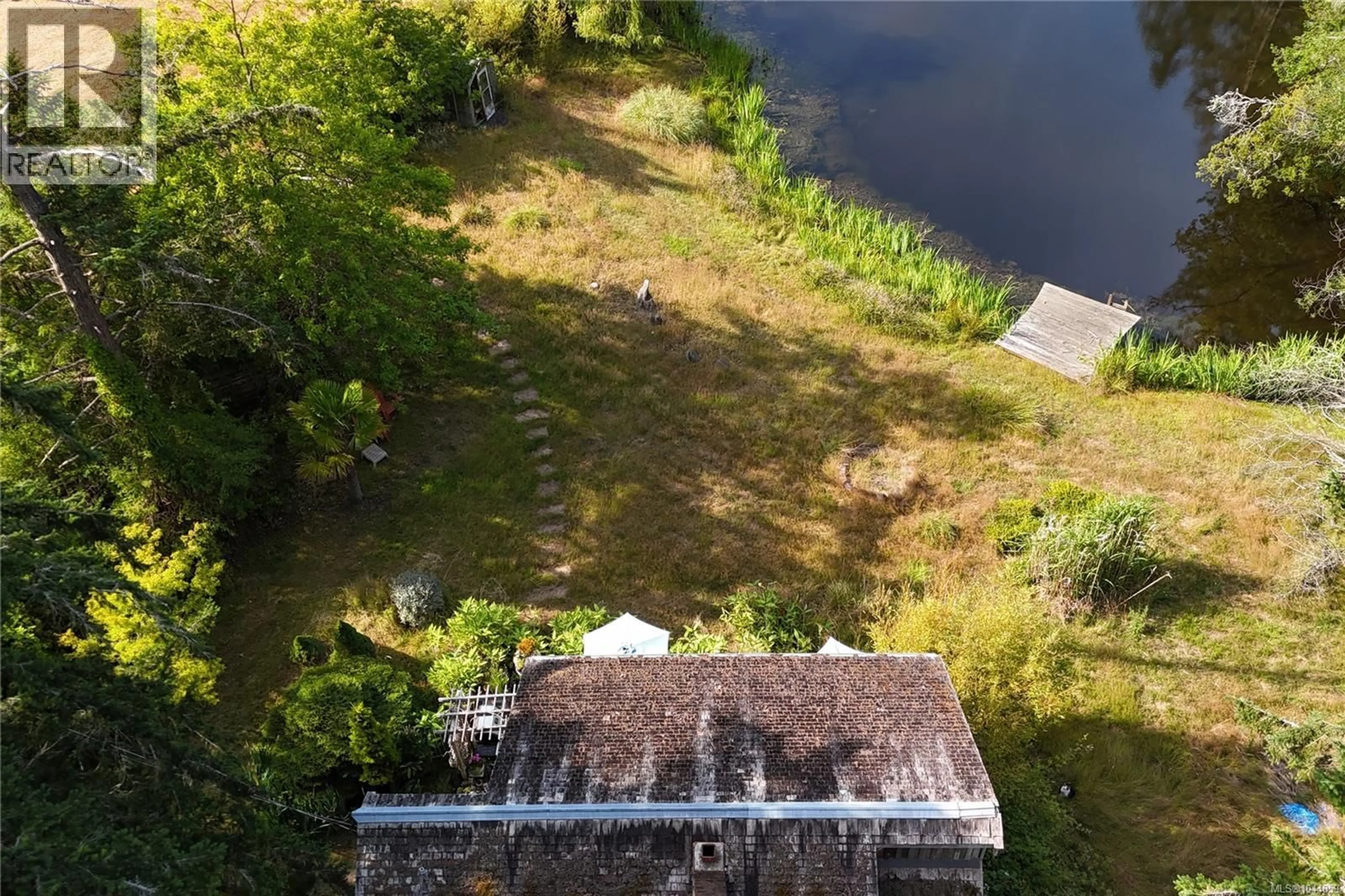 A pic from outside/outdoor area/front of a property/back of a property/a pic from drone, water/lake/river/ocean view for 190 MCLENNAN DRIVE, Salt Spring British Columbia V8K1X2