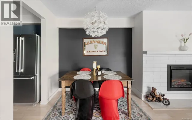 108 - 1241 FAIRFIELD ROAD, Victoria 5
