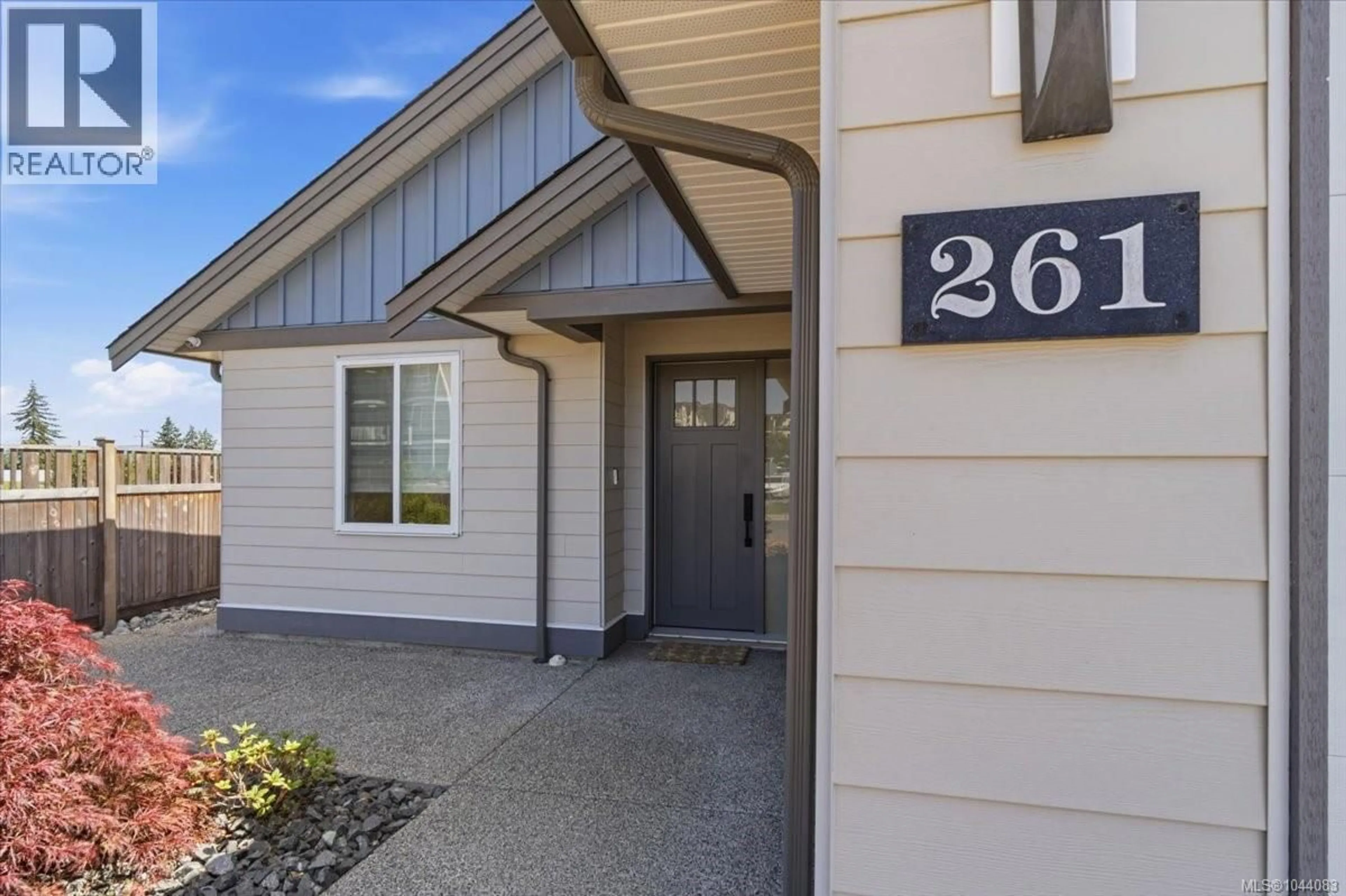 Indoor entryway for 261 DUNBAR WAY, Parksville British Columbia V9P0G6