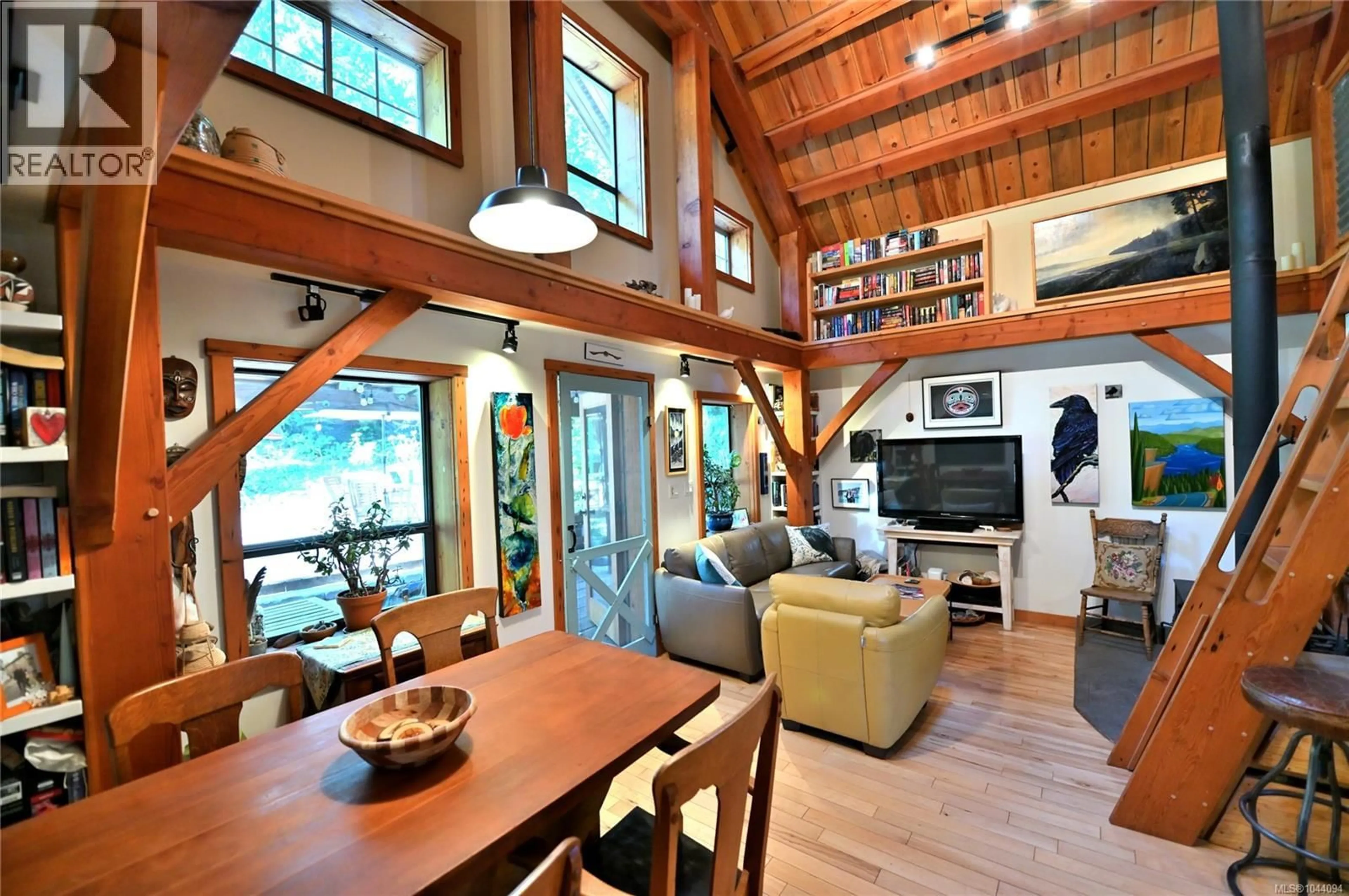 Unknown for 4873 PIRATES ROAD, Pender Island British Columbia V0N2M0