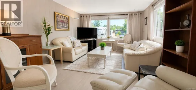 6 - 2625 MANSFIELD DRIVE, Courtenay 3