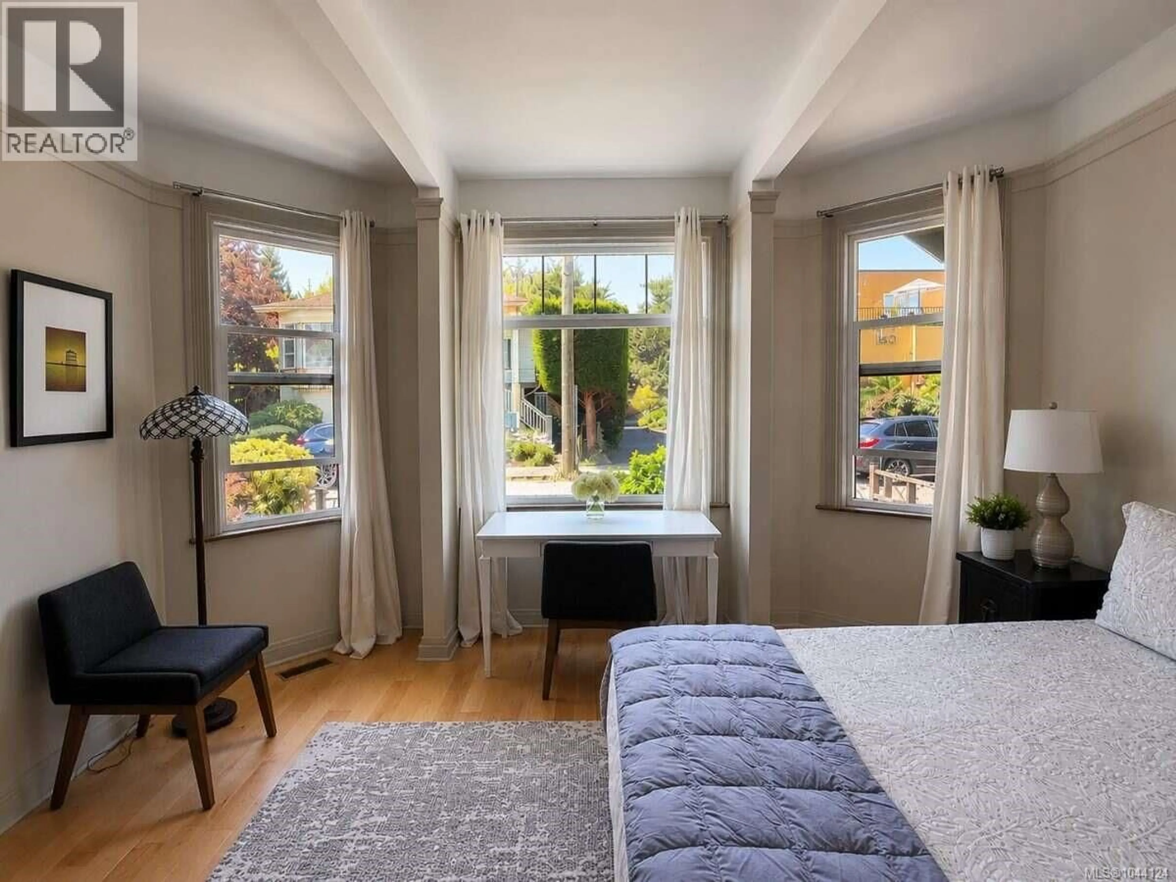 Bedroom with bed, unknown for 147 ST. LAWRENCE STREET, Victoria British Columbia V8V1X9
