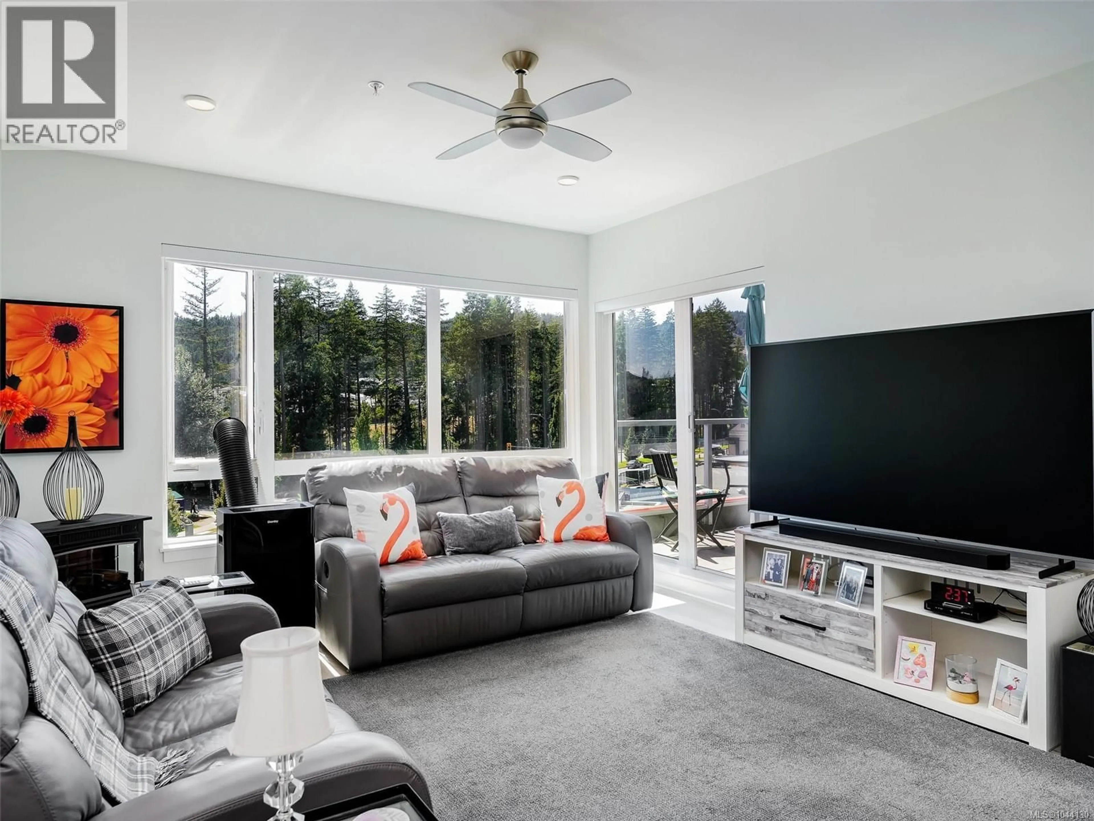Living room with furniture, unknown for 503 - 1311 LAKEPOINT WAY, Langford British Columbia V9B0S7