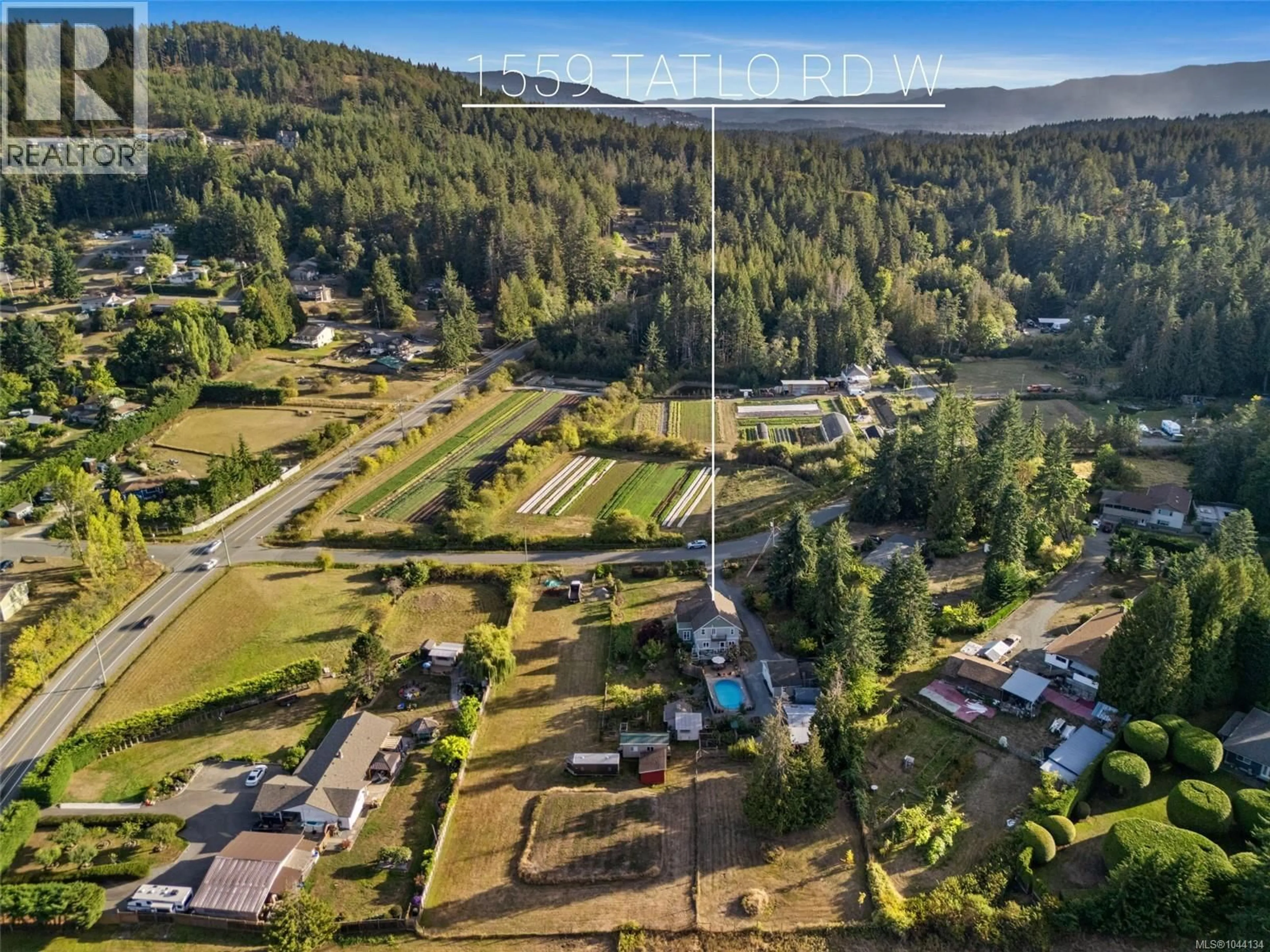 A pic from outside/outdoor area/front of a property/back of a property/a pic from drone, unknown for 1559 TATLO ROAD, Crofton British Columbia V0R1R0