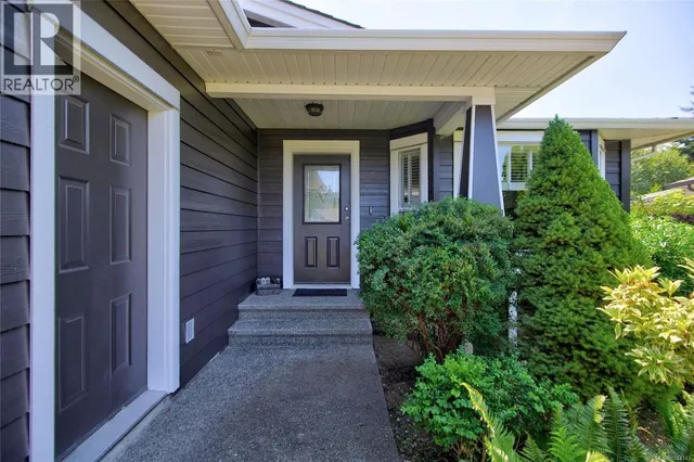5 STRATHCONA COURT, Campbell River 3