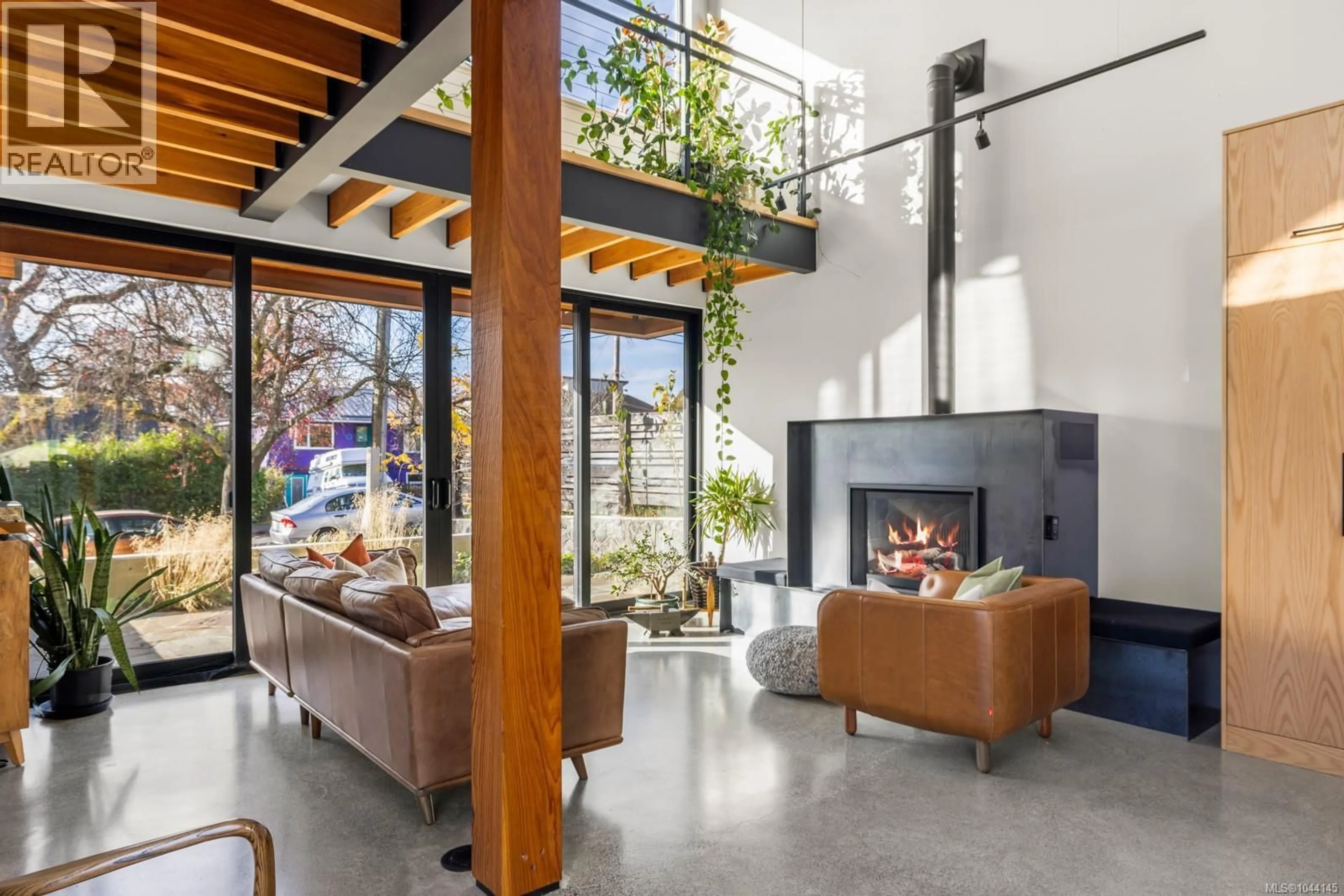 Unknown for 3025 JACKSON STREET, Victoria British Columbia V8T3Z7