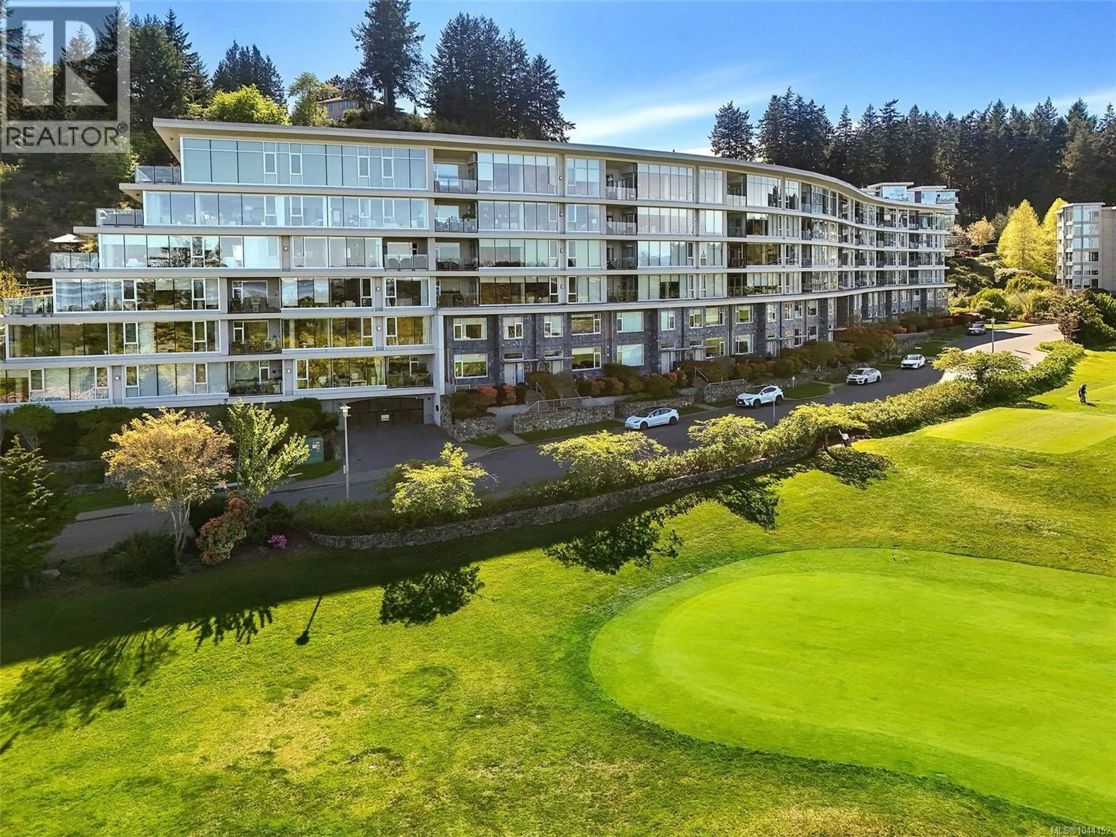 A pic from outside/outdoor area/front of a property/back of a property/a pic from drone, water/lake/river/ocean view for 307 - 5332 SAYWARD HILL CRESCENT, Saanich British Columbia V8Y3H8