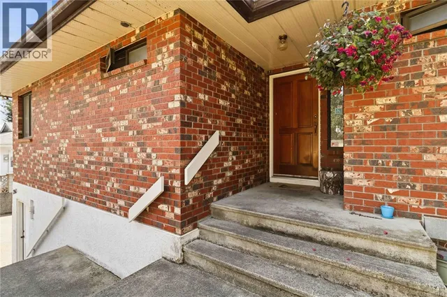 1243 STANCIL LANE, View Royal 4