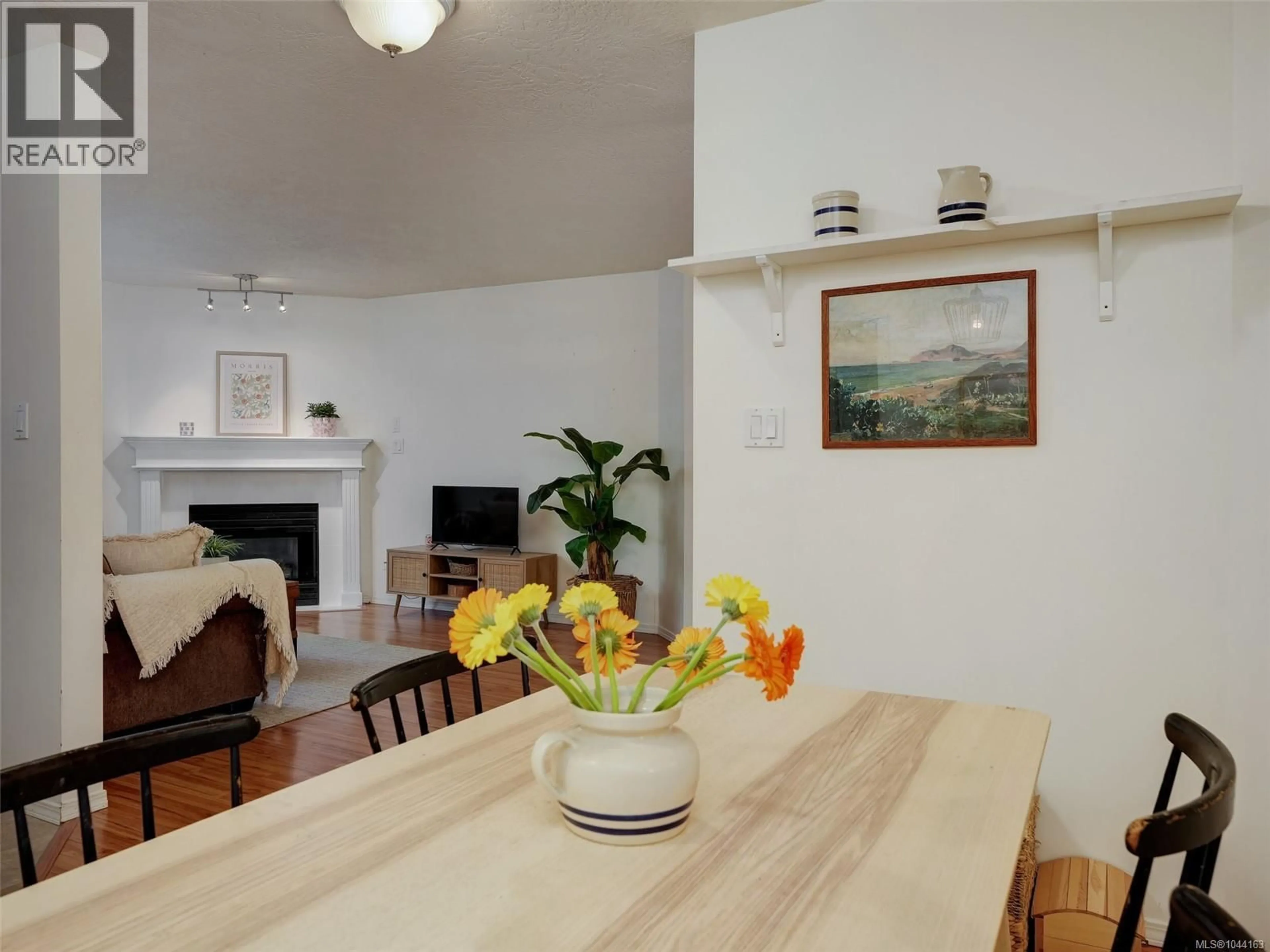 Dining room, unknown for 110 - 494 MARSETT PLACE, Saanich British Columbia V8Z4J1