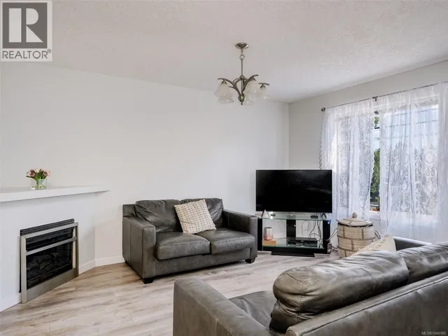 4 - 311 BURNSIDE ROAD EAST, Victoria 2