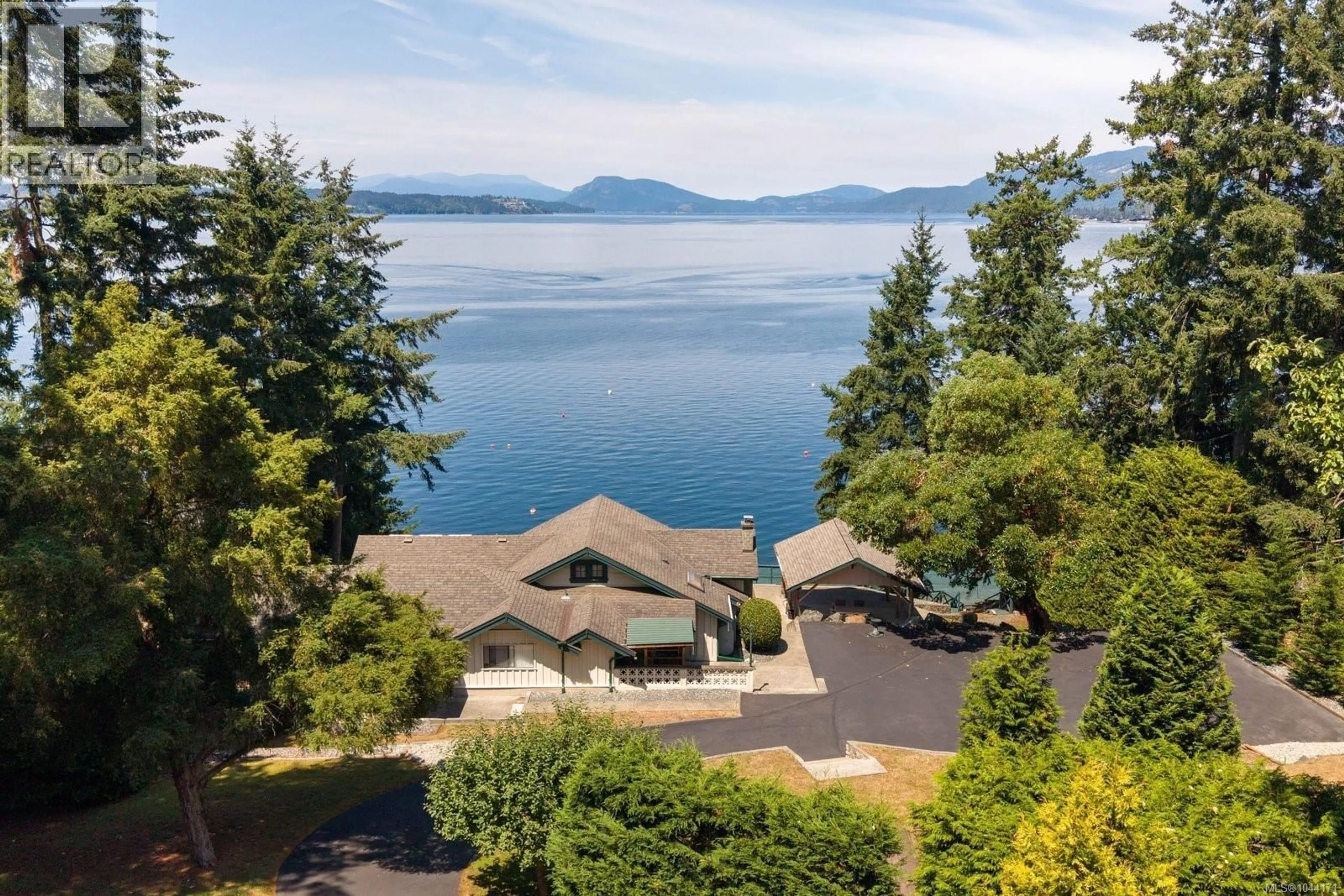A pic from outside/outdoor area/front of a property/back of a property/a pic from drone, water/lake/river/ocean view for 9556 ARDMORE DRIVE, North Saanich British Columbia V8L5H3