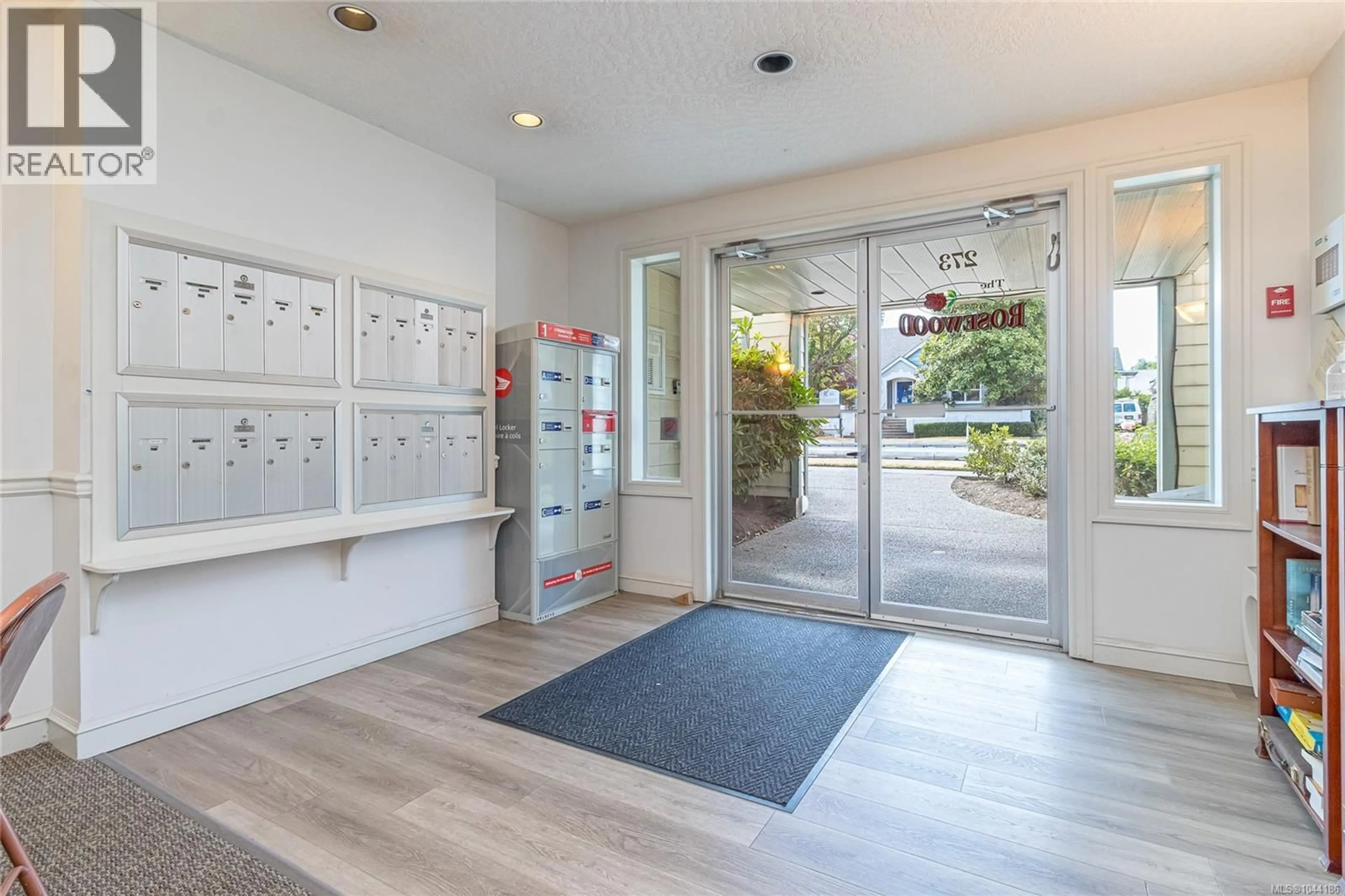Indoor entryway for 207 - 273 CORONATION AVENUE, Duncan British Columbia V9L2T1