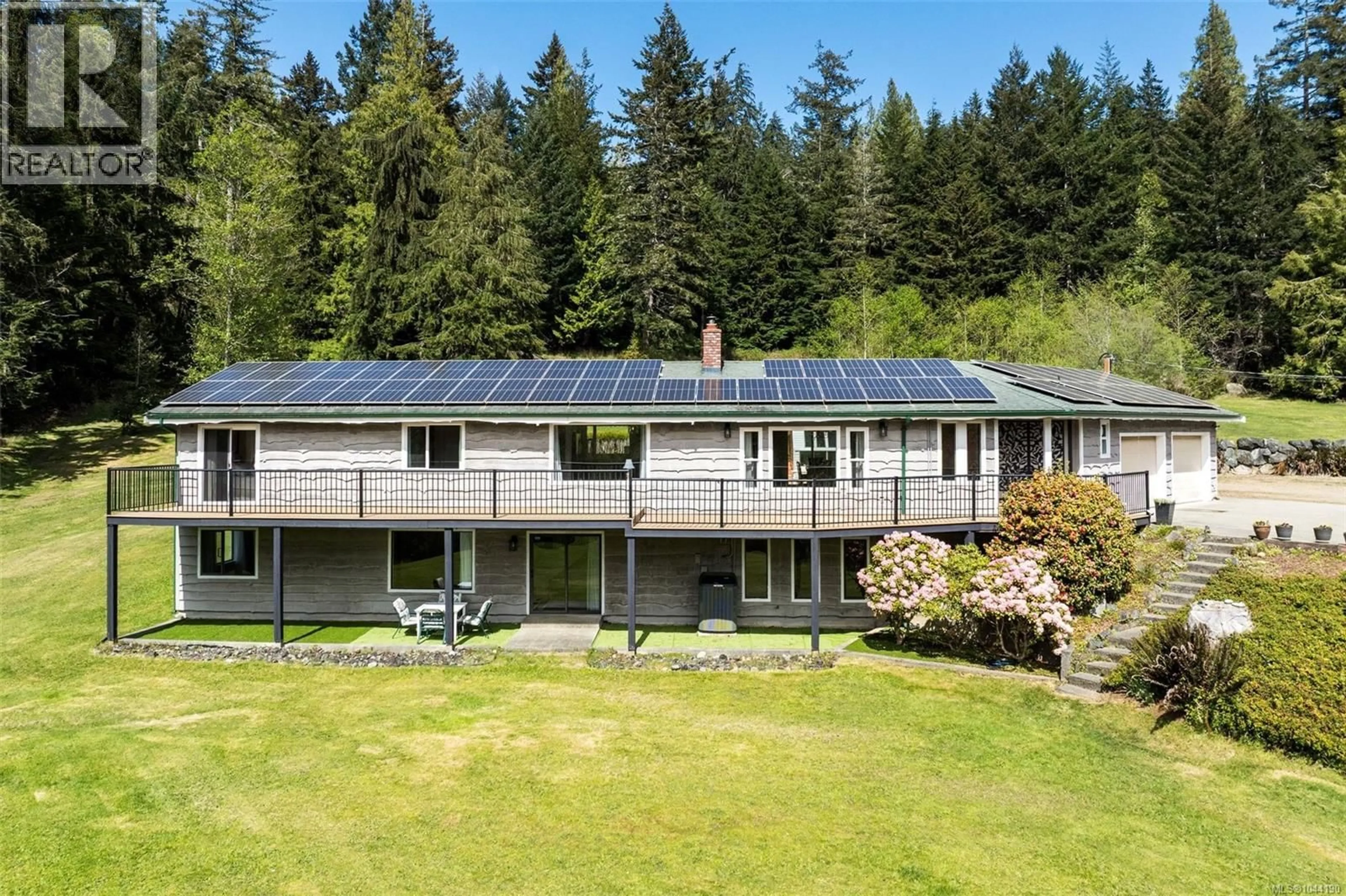 A pic from outside/outdoor area/front of a property/back of a property/a pic from drone, unknown for 2595 AMANDA PLACE, Sooke British Columbia V9Z0K3