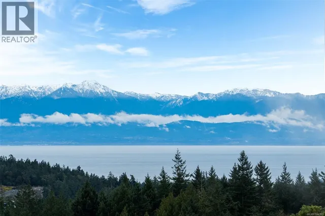 3392 HAIDA DRIVE, Colwood 4