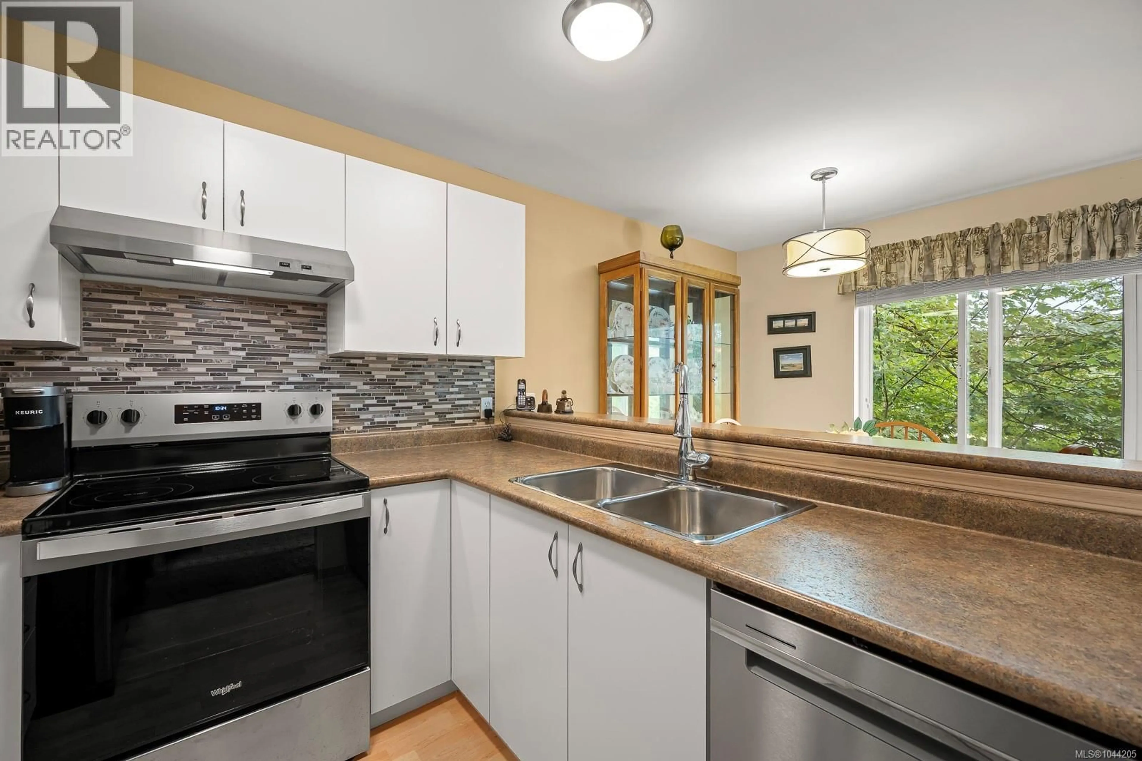 Standard kitchen, unknown for 203B - 698 ASPEN ROAD, Comox British Columbia V9M3S9