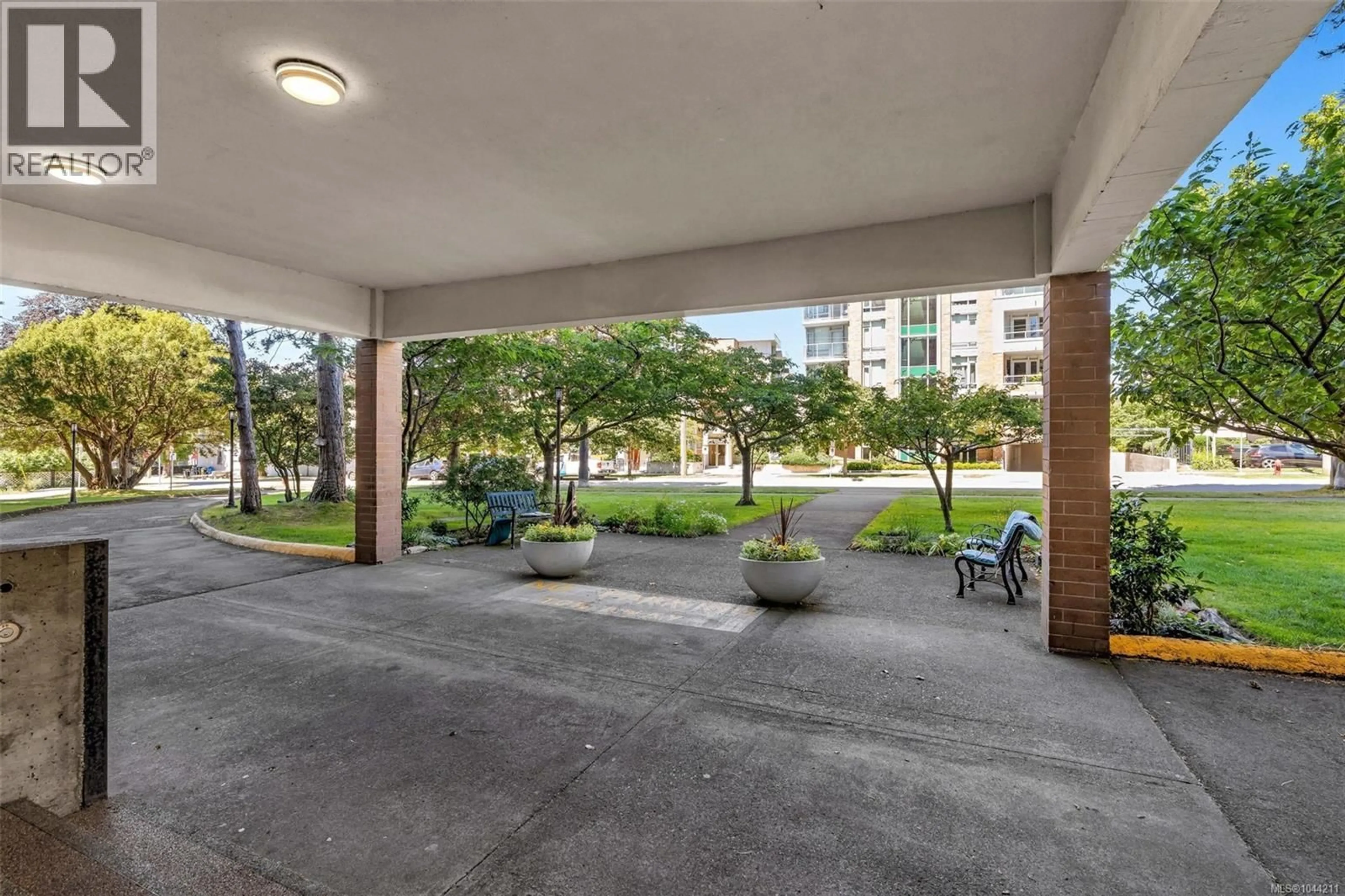Patio, unknown for 809 - 647 MICHIGAN STREET, Victoria British Columbia V8V1S9