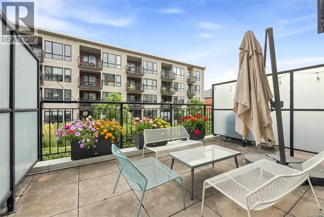 215 - 517 FISGARD STREET, Victoria 5
