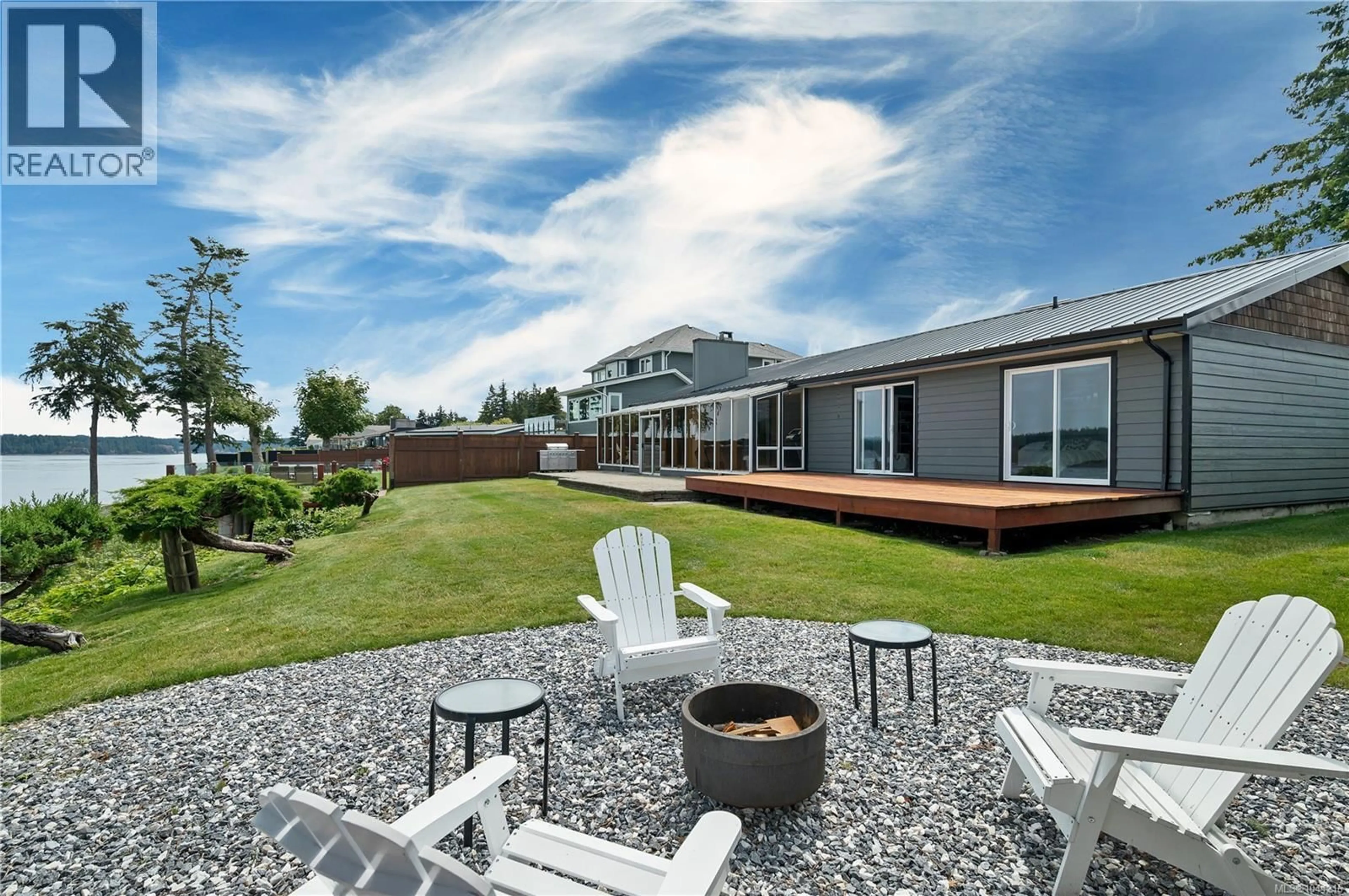 Patio, water/lake/river/ocean view for 4675 DISCOVERY DRIVE, Campbell River British Columbia V9W4Y1