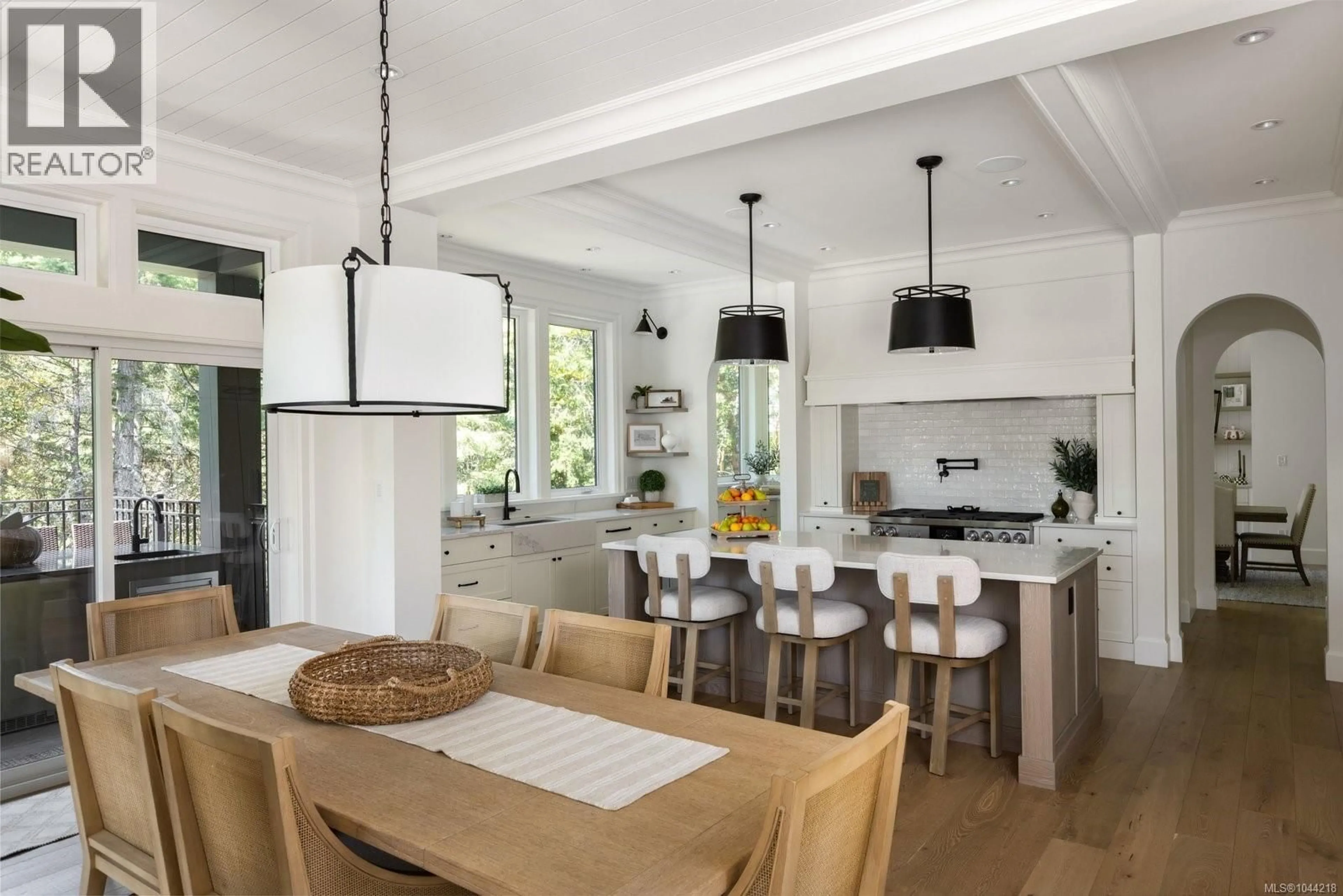 Open concept kitchen, unknown for 2060 PINEHURST TERRACE, Langford British Columbia V9B3S3