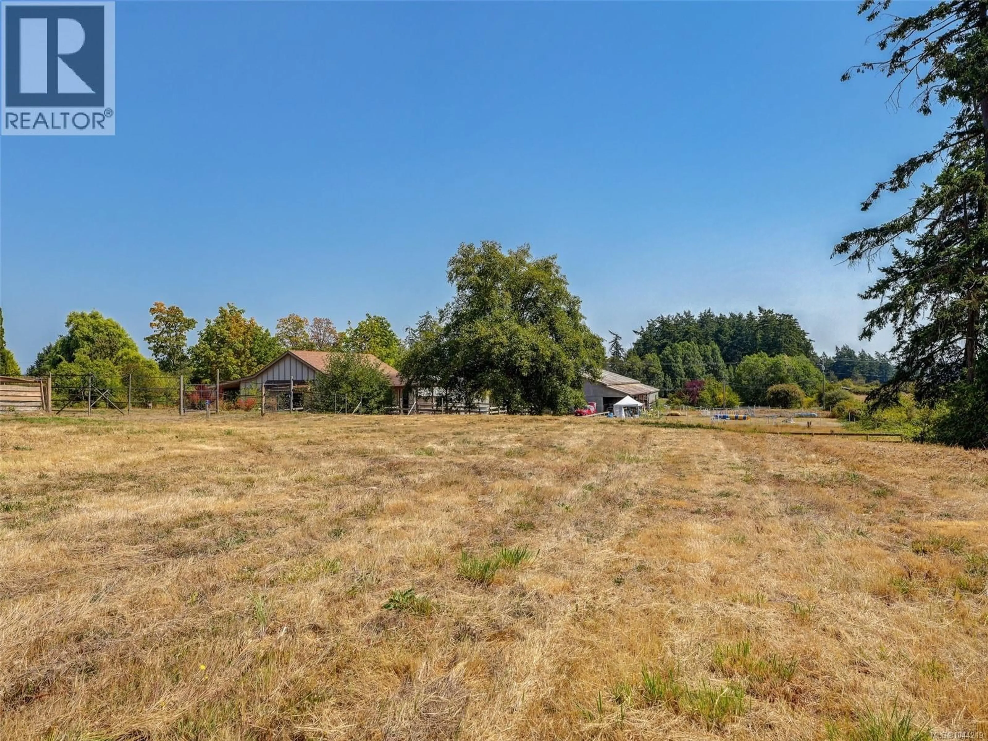 A pic from outside/outdoor area/front of a property/back of a property/a pic from drone, forest/trees view for 2269 NEWMAN ROAD, Central Saanich British Columbia V8M1T3