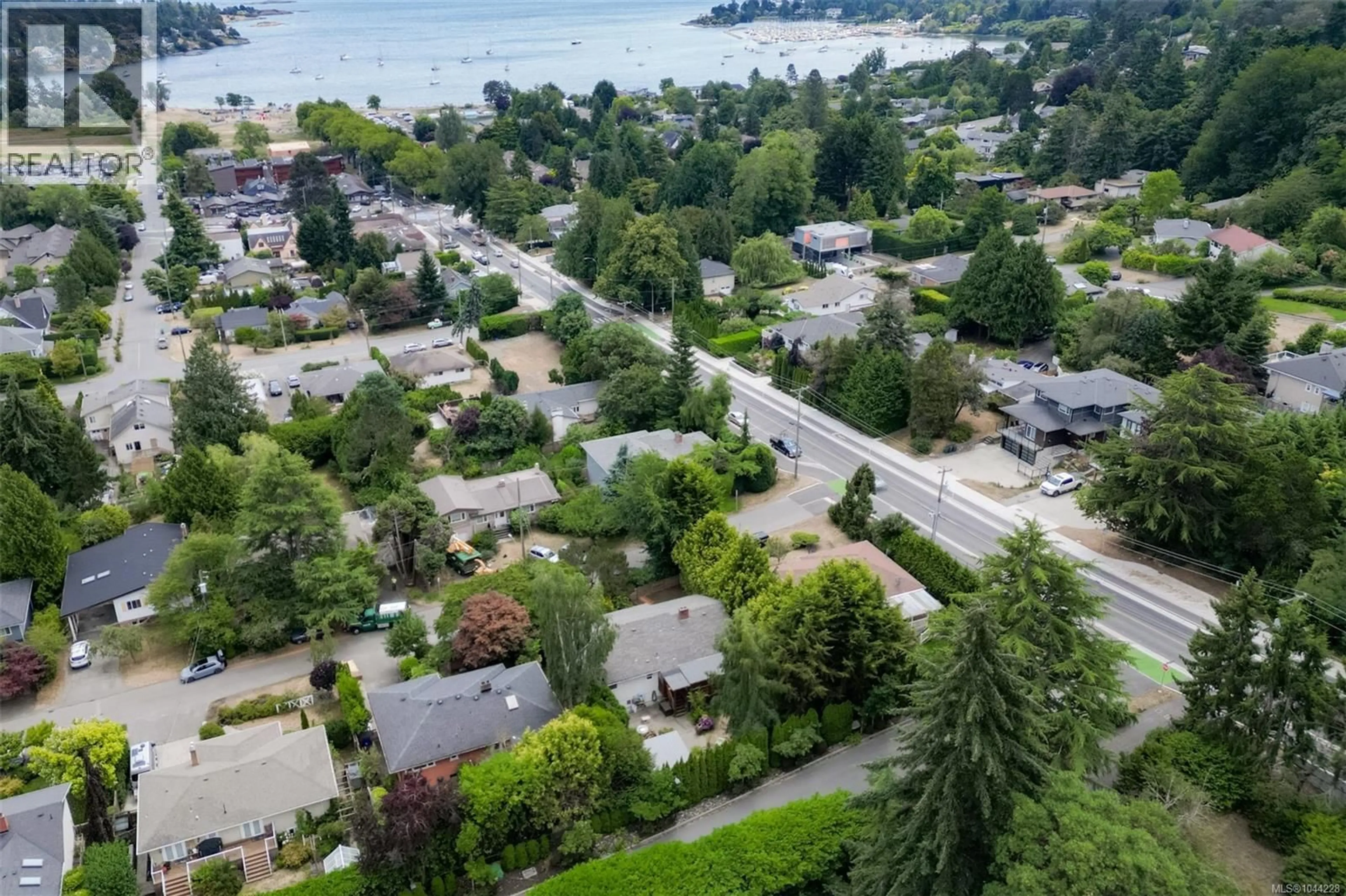A pic from outside/outdoor area/front of a property/back of a property/a pic from drone, water/lake/river/ocean view for 3832 PITCOMBE PLACE, Saanich British Columbia V8N4B9