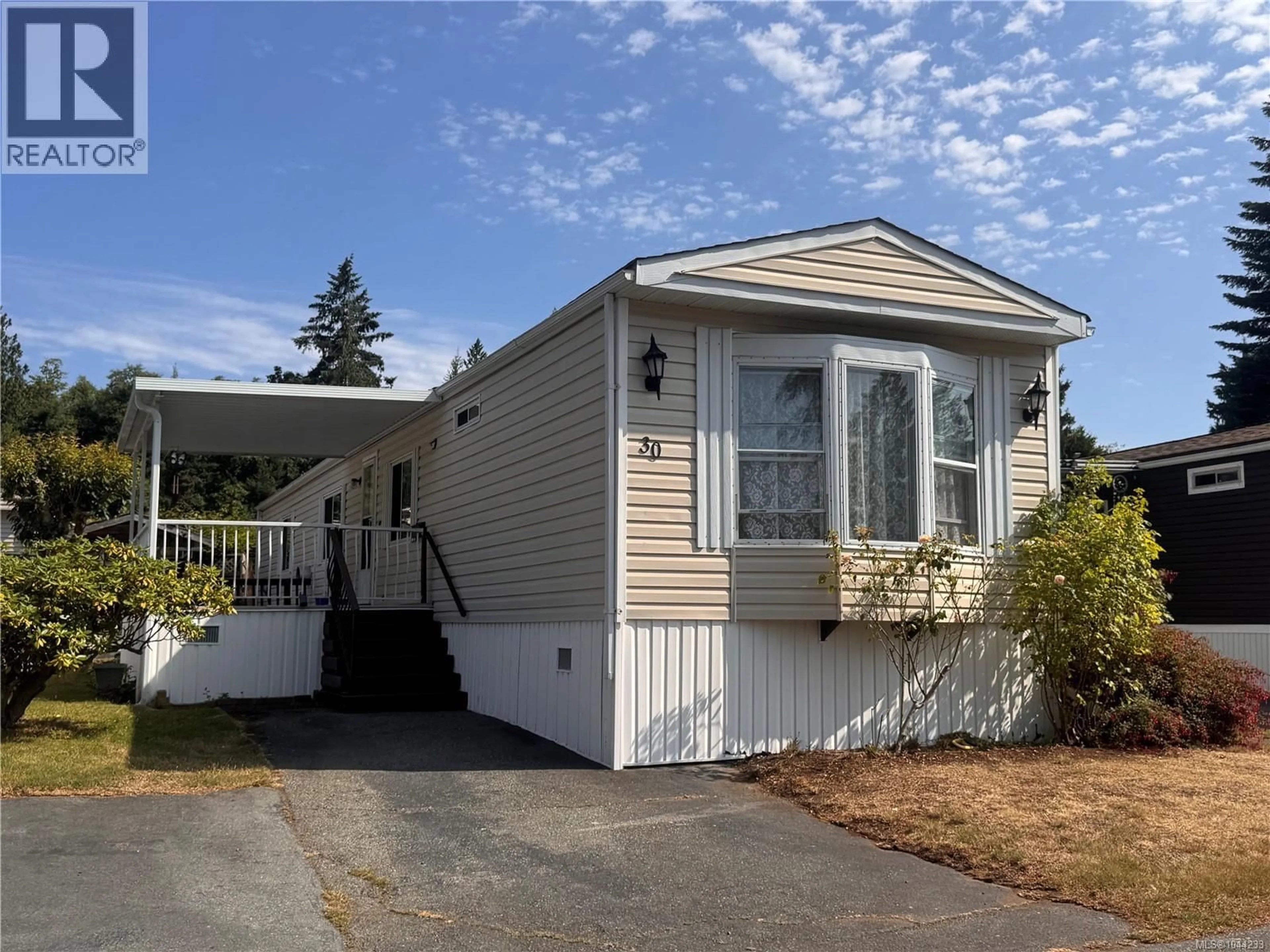 Home with vinyl exterior material, street for 30 - 5854 TURNER ROAD, Nanaimo British Columbia V9T2N6