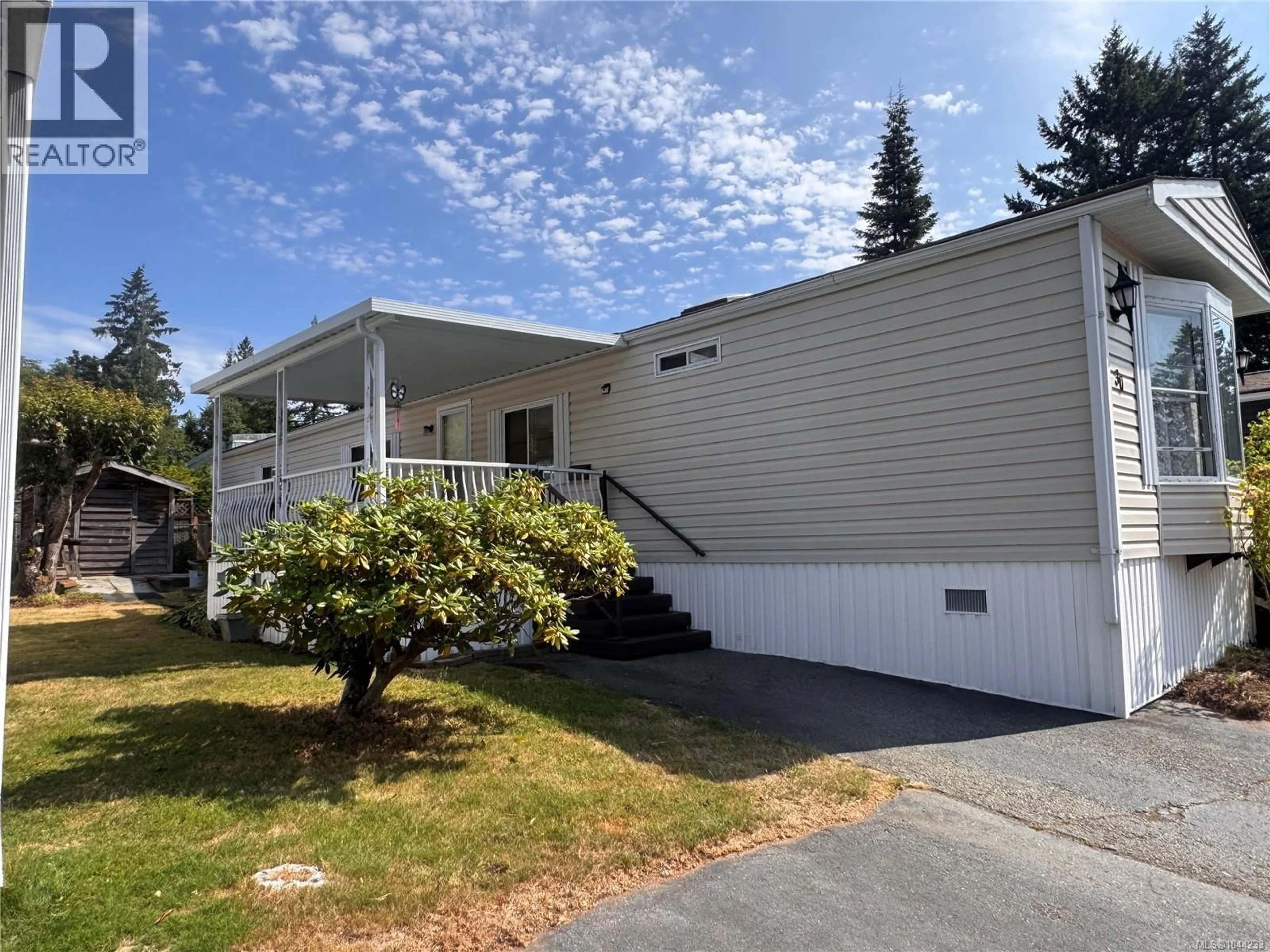Home with vinyl exterior material, street for 30 - 5854 TURNER ROAD, Nanaimo British Columbia V9T2N6