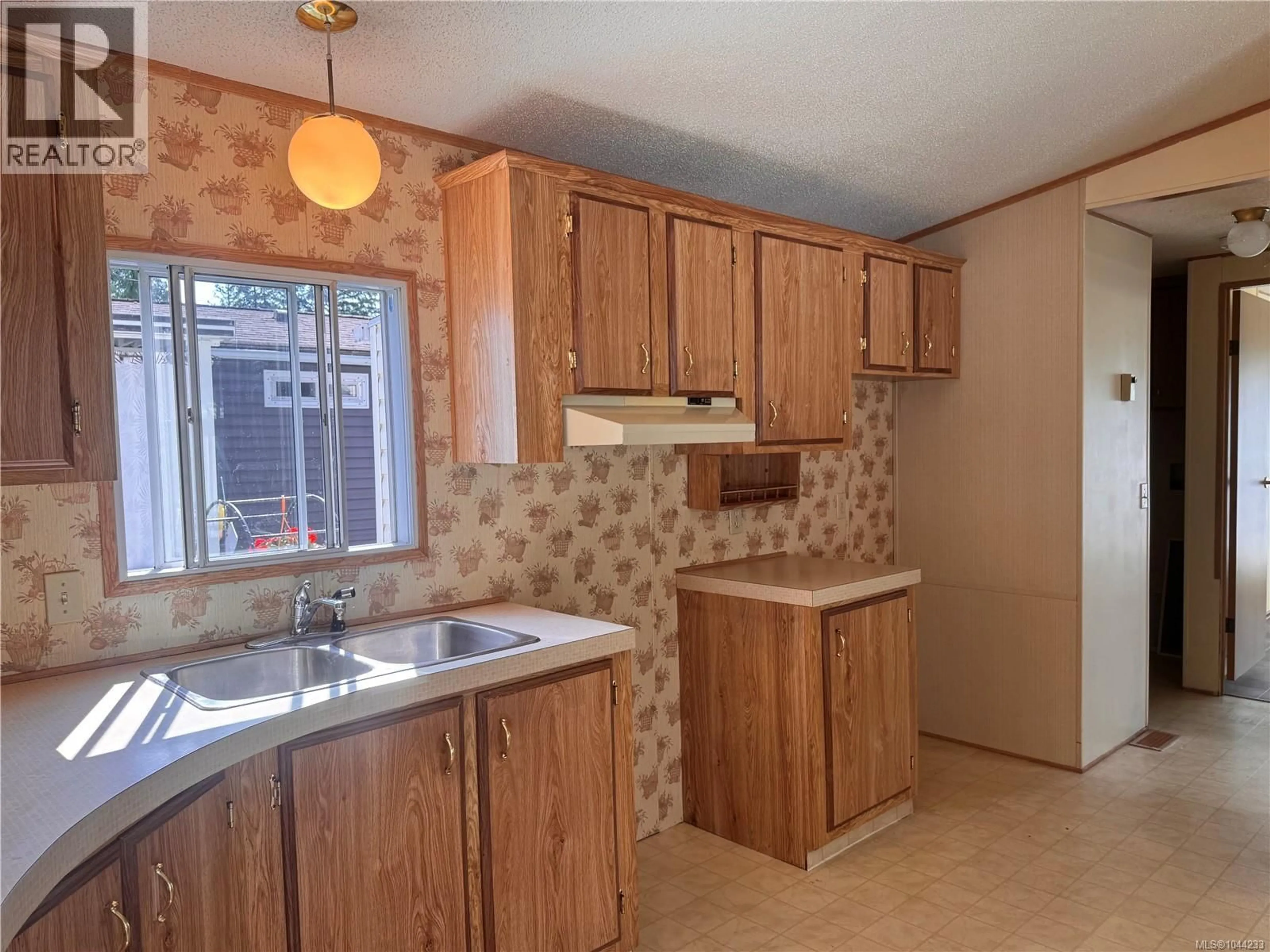 Standard kitchen, unknown for 30 - 5854 TURNER ROAD, Nanaimo British Columbia V9T2N6