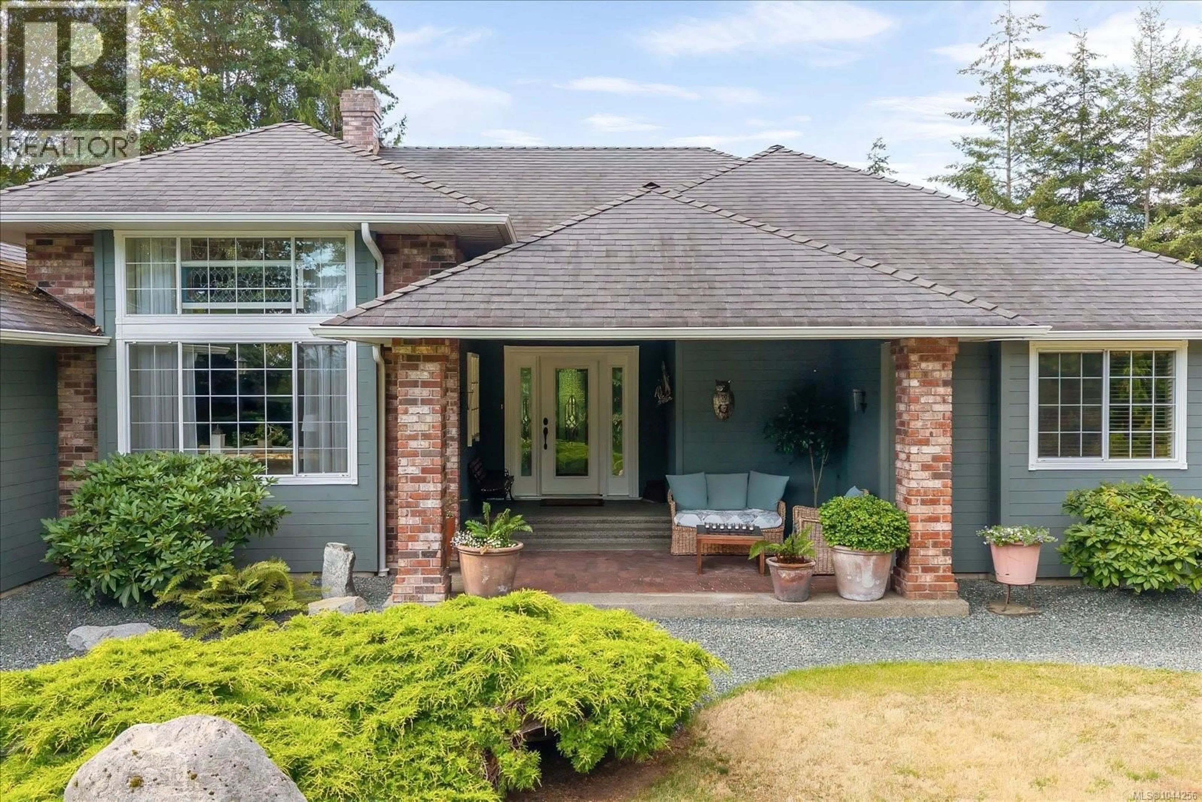 Home with brick exterior material, street for 280 BUTLER AVENUE, Parksville British Columbia V9P1K9