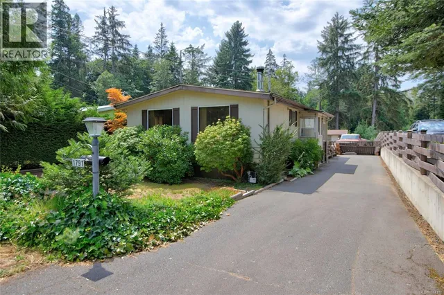 1791 ASTRA ROAD, Comox 2