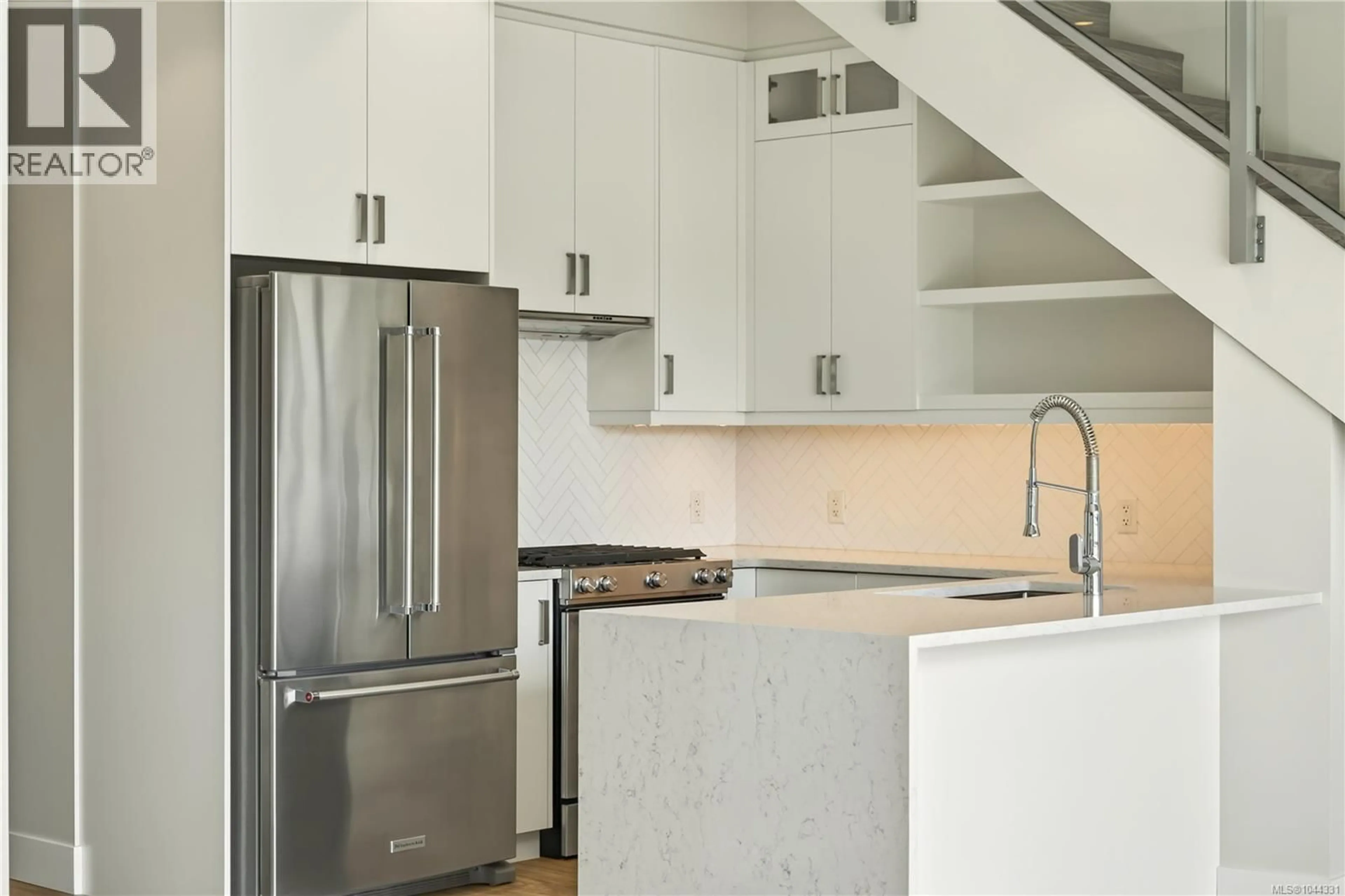 Standard kitchen, unknown for 607 - 91 CHAPEL STREET, Nanaimo British Columbia V9R0J3