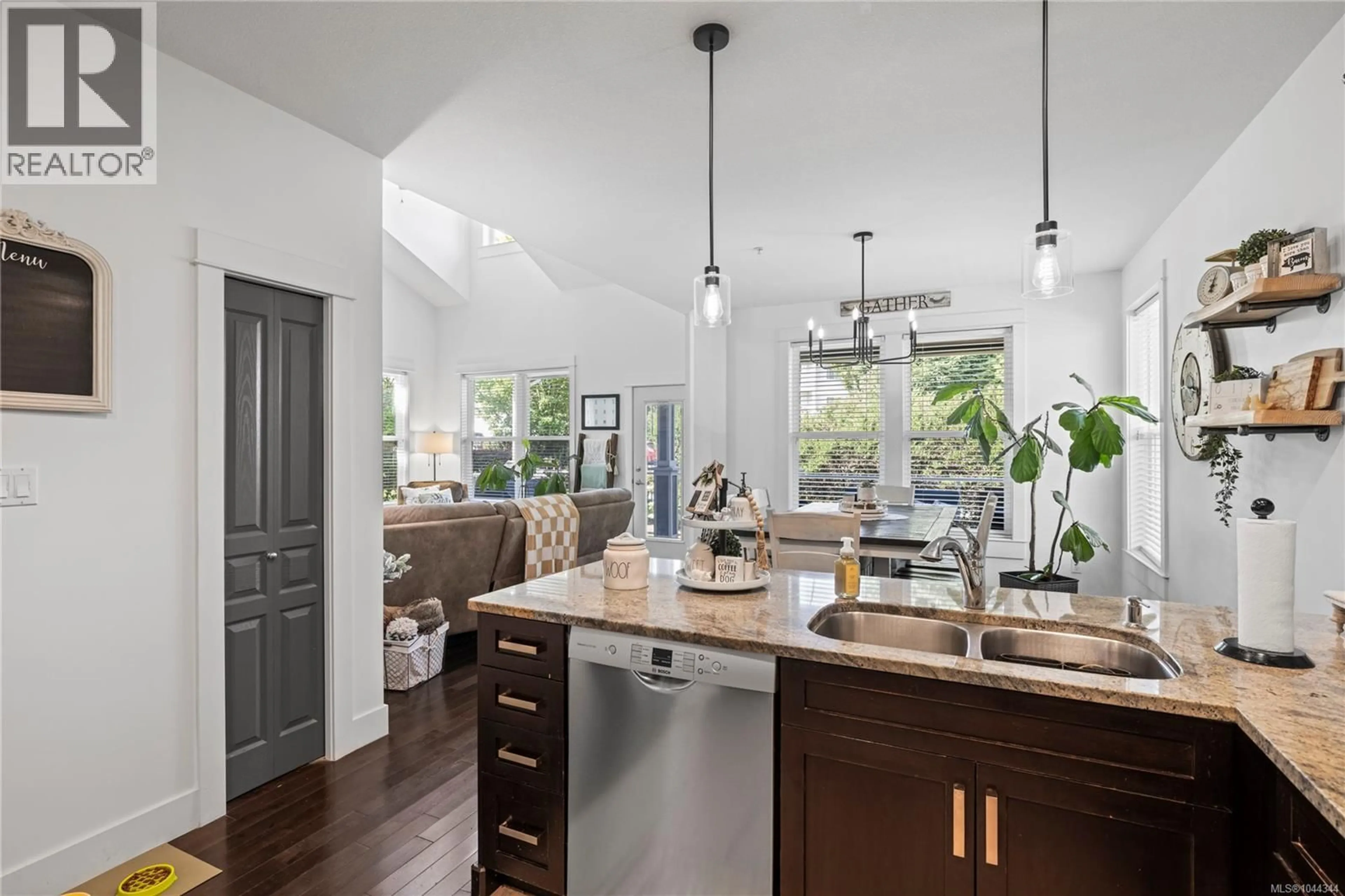 Open concept kitchen, unknown for 6228 WASHINGTON WAY, Nanaimo British Columbia V9T0A3