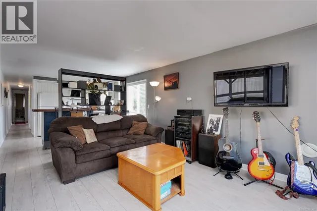 11 - 2206 CHURCH ROAD, Sooke 4