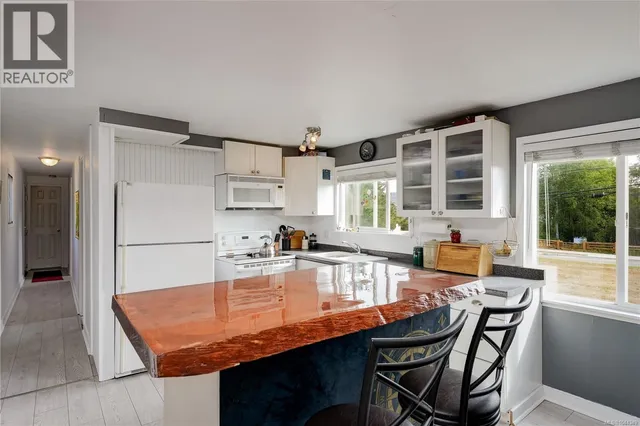11 - 2206 CHURCH ROAD, Sooke 5