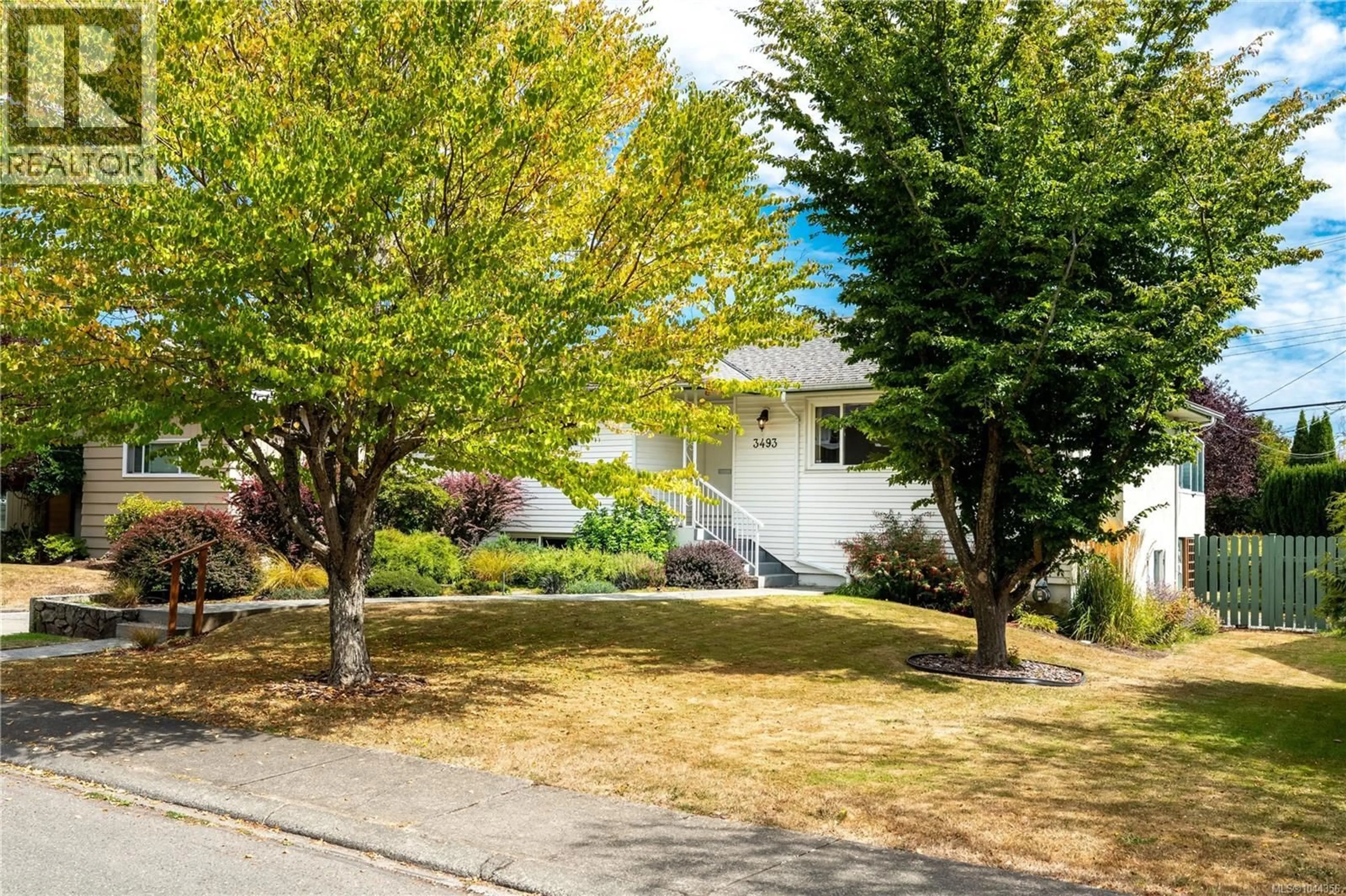 Unknown for 3493 CARDIFF PLACE, Oak Bay British Columbia V8P4Y9