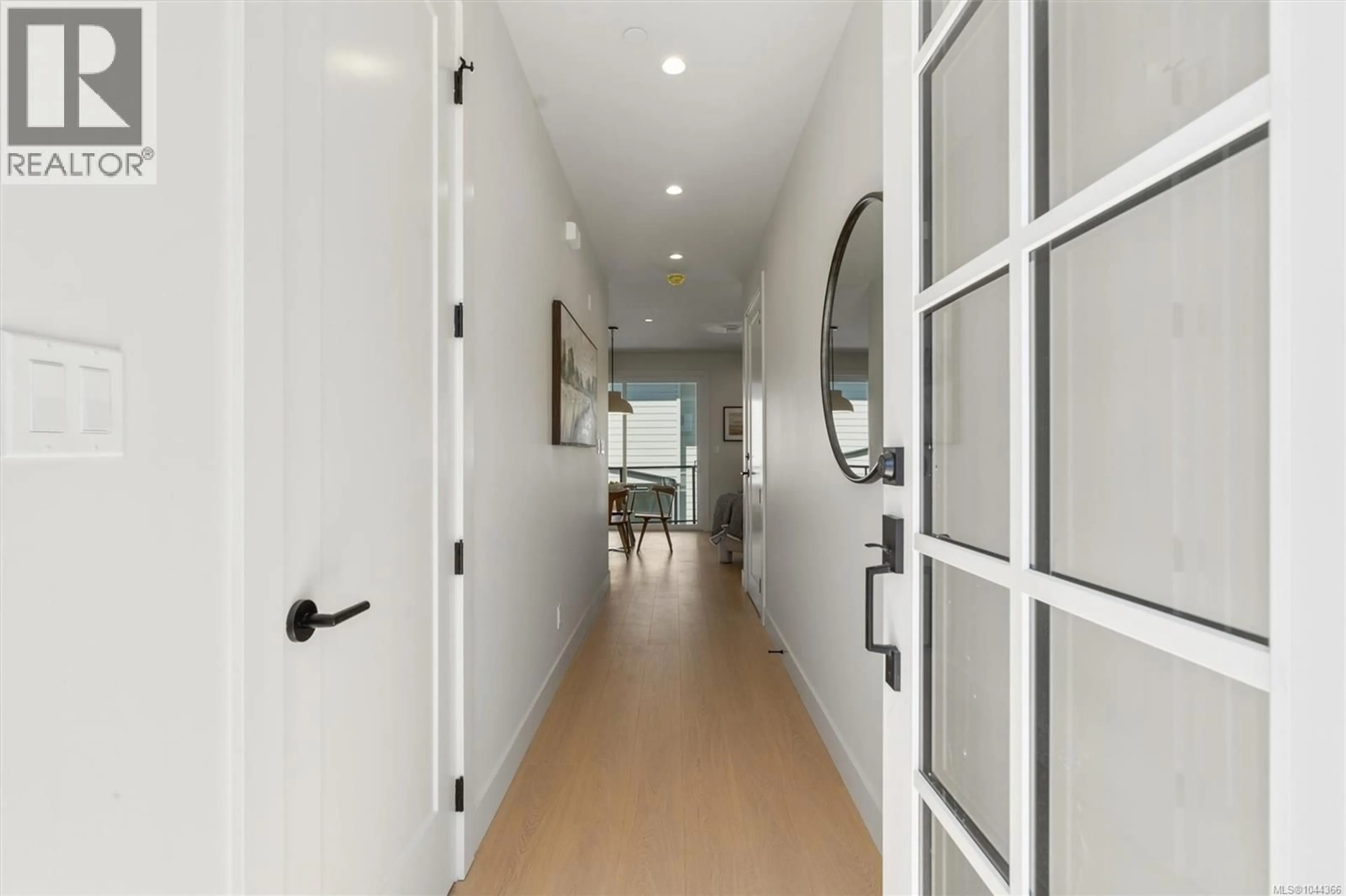 Indoor entryway for 830 BLACKBIRD PLACE, Langford British Columbia V9B6H4