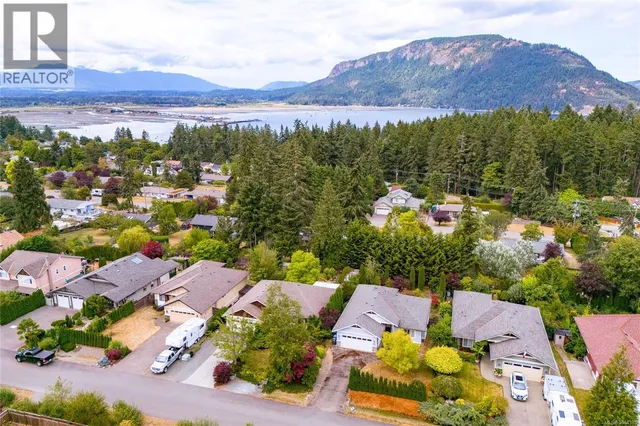 1617 SIMON PLACE, Cowichan Bay 2