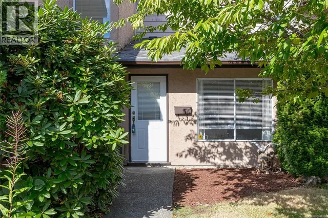 112 - 2860 SOOKE LAKE ROAD, Langford 2