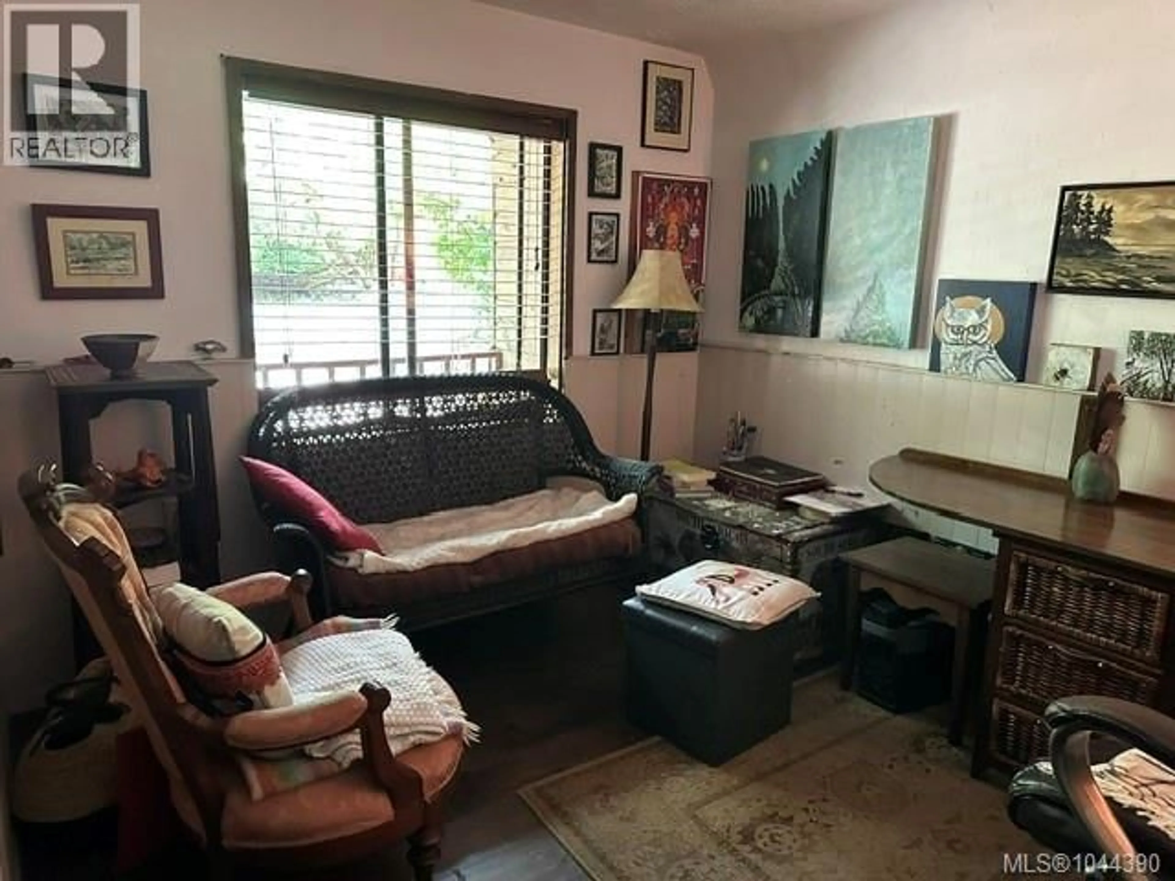 A pic of a room for 1087 CHAPPEL PLACE, Gabriola Island British Columbia V0R1X2