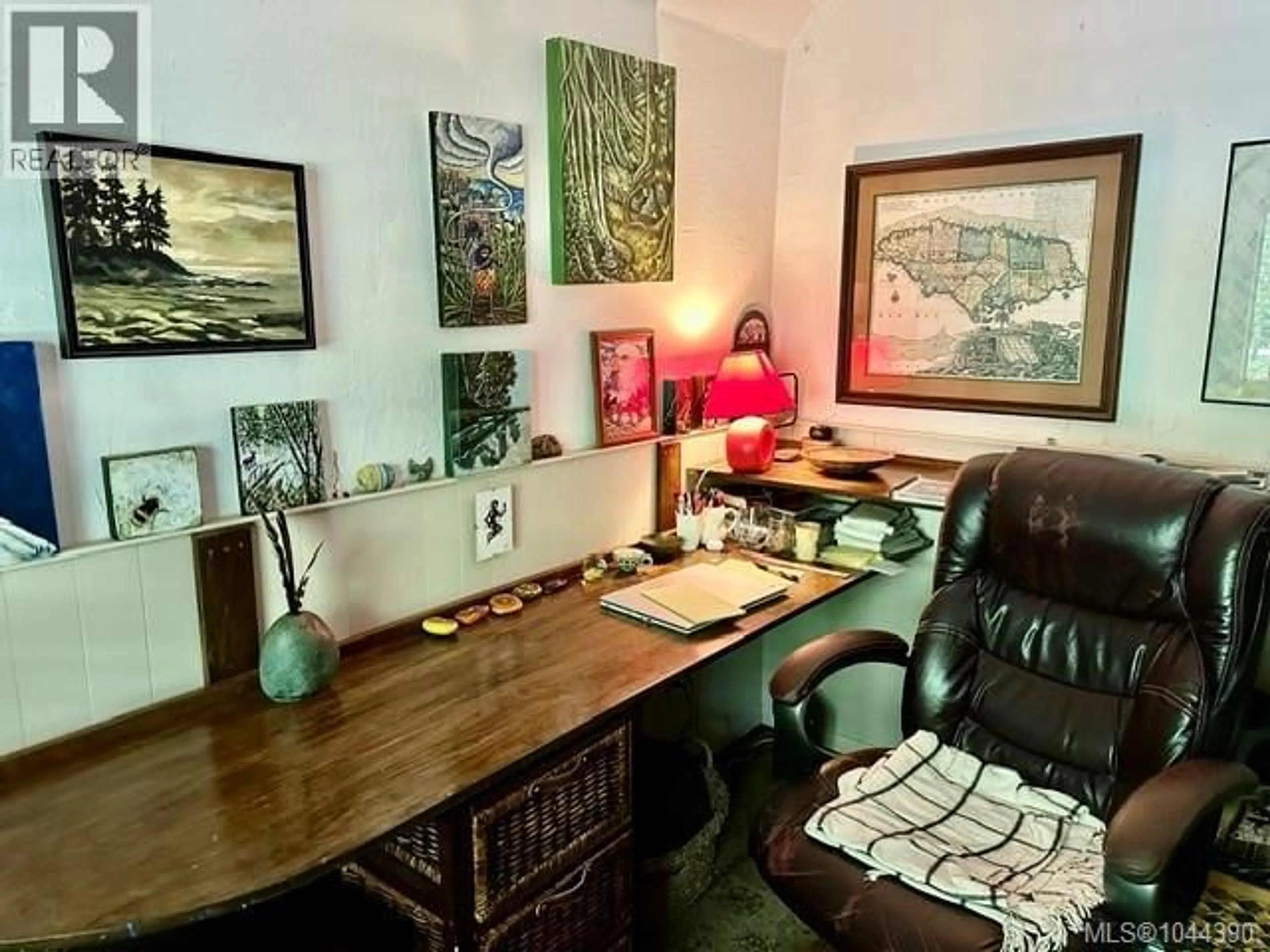 A pic of a room for 1087 CHAPPEL PLACE, Gabriola Island British Columbia V0R1X2